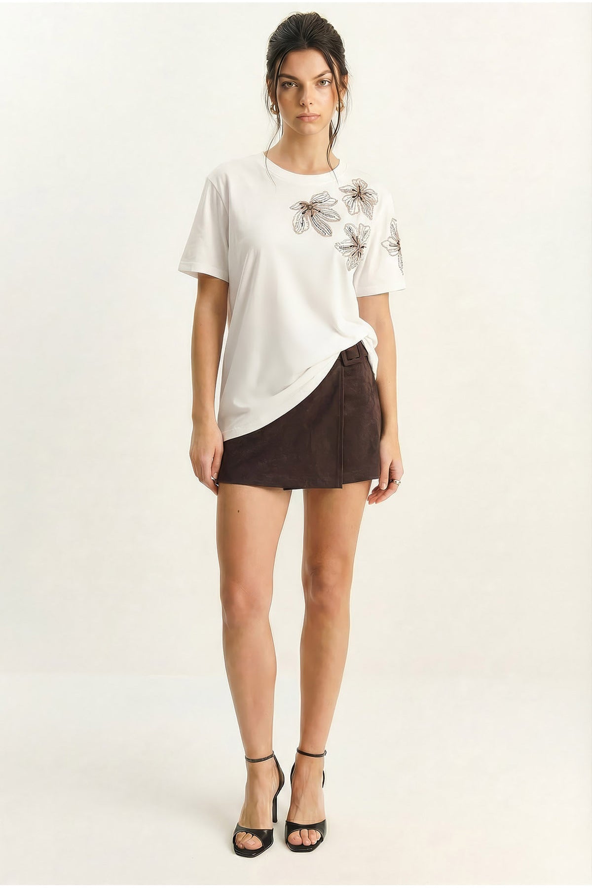 Women's Beaded Stone Embroidered Flower Patterned Sleeve Detailed Crew Neck T-Shirt 2107 60283972