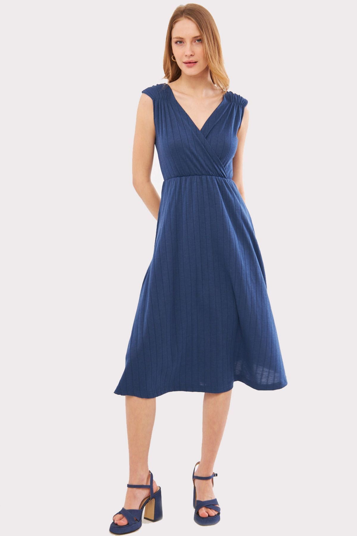 Woman Dark Blue Waist and Shooter Skirt Cruve Cruve Midi Boy Dress ARM-24Y001017