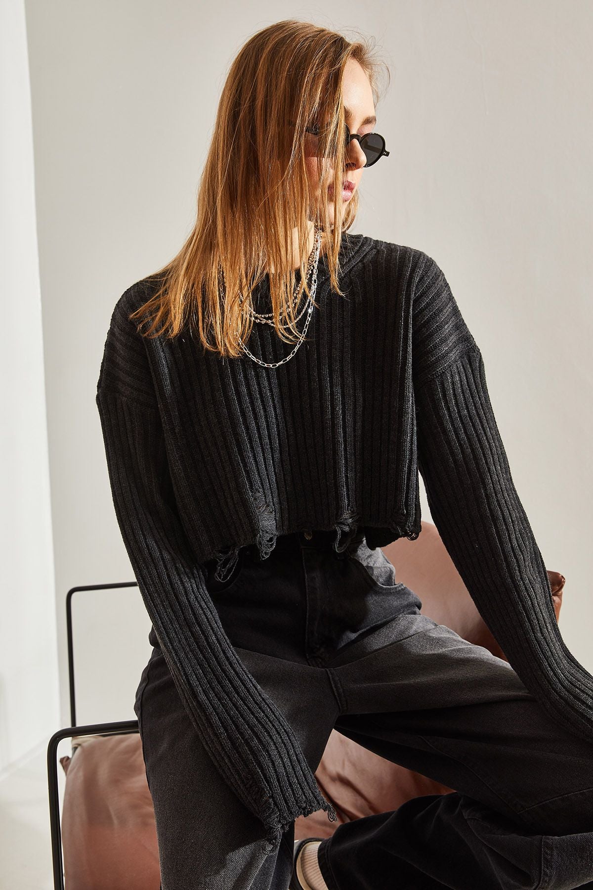 Female Bike collar tear detailed crop knitwear sweater
