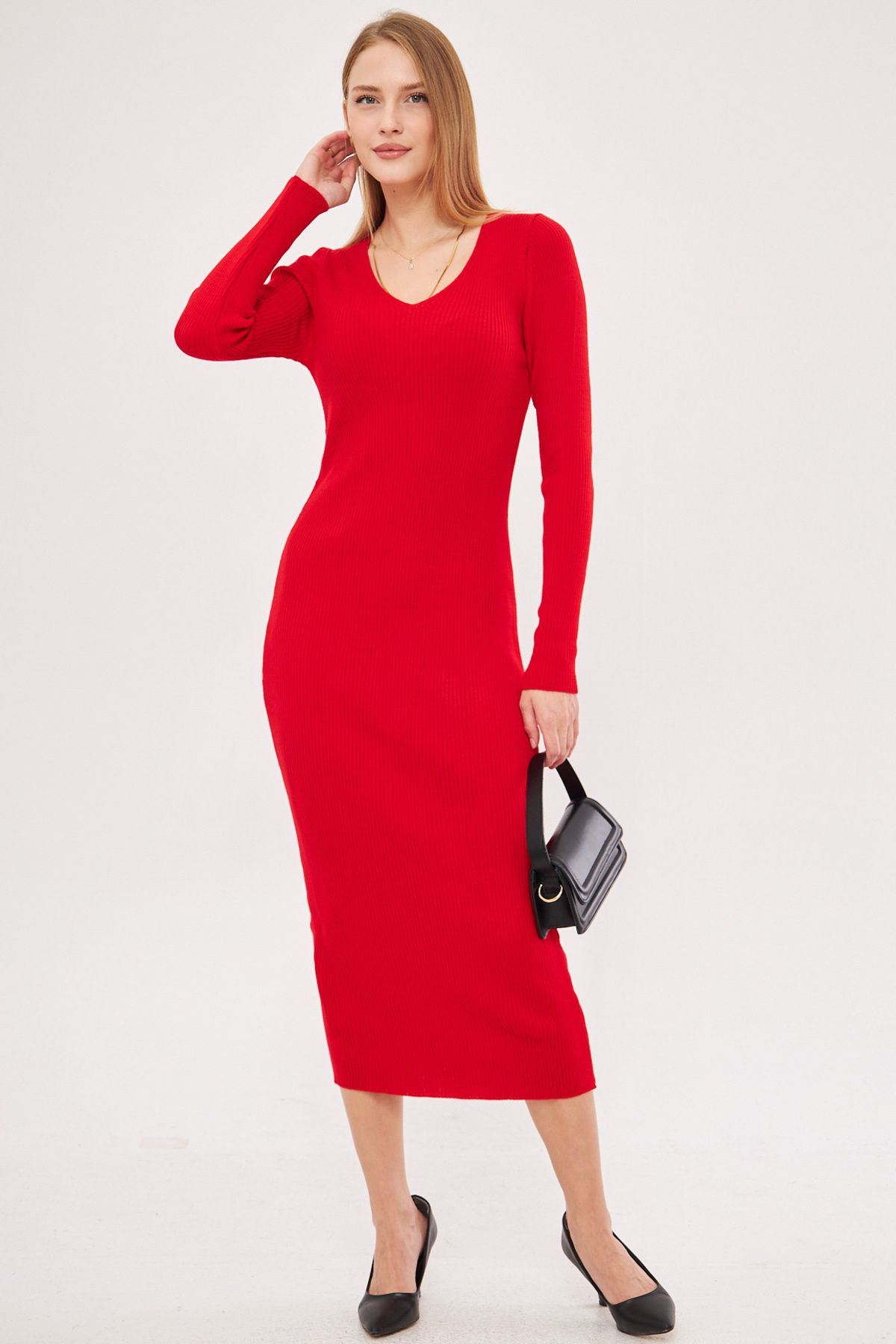 Woman Red V-Neck Long Knitwear Dress ARM-24K012012