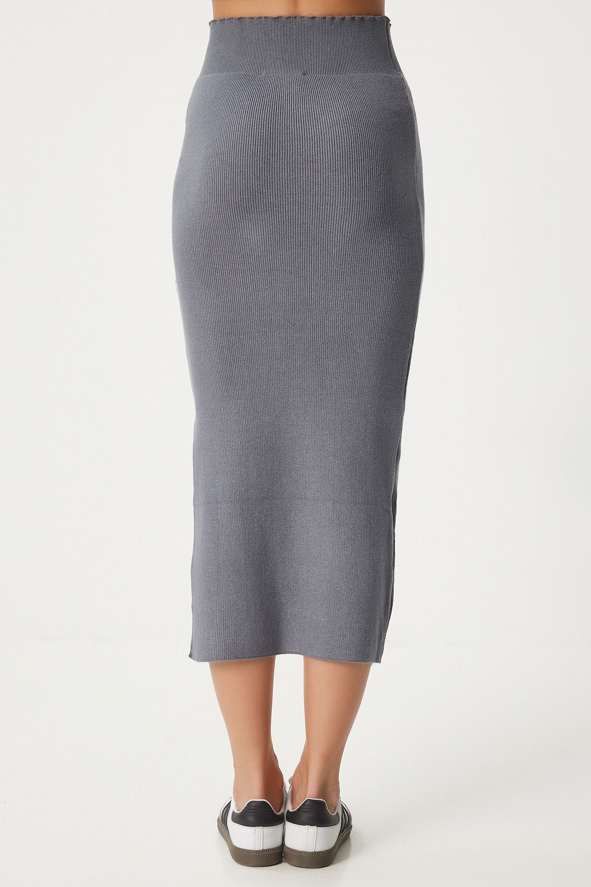 Female Gray Single Shoulder Blouse Triko Skirt Set FN03355