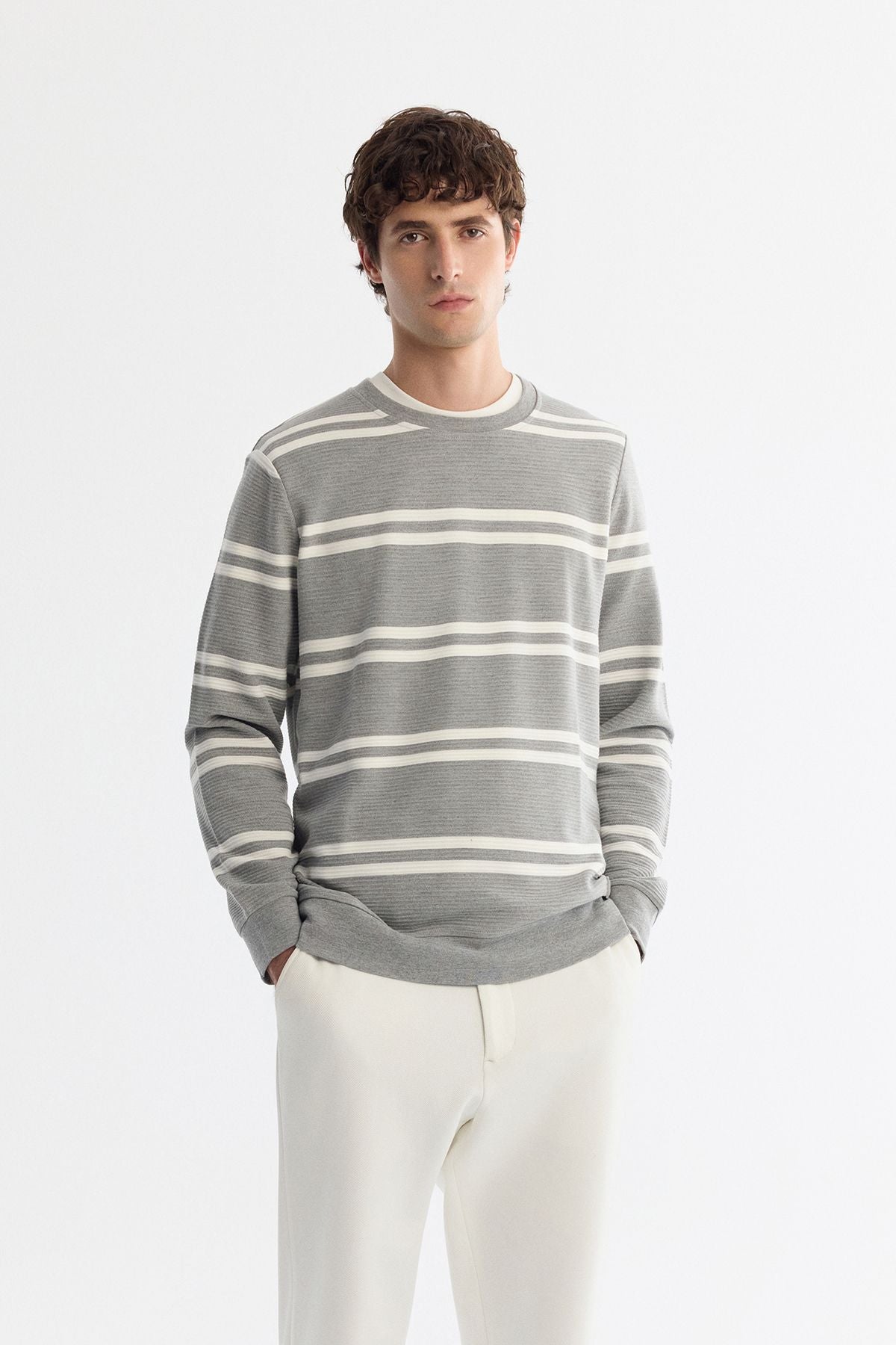 Men's gray bike collar striped knitting Sweatshirt A42y1292