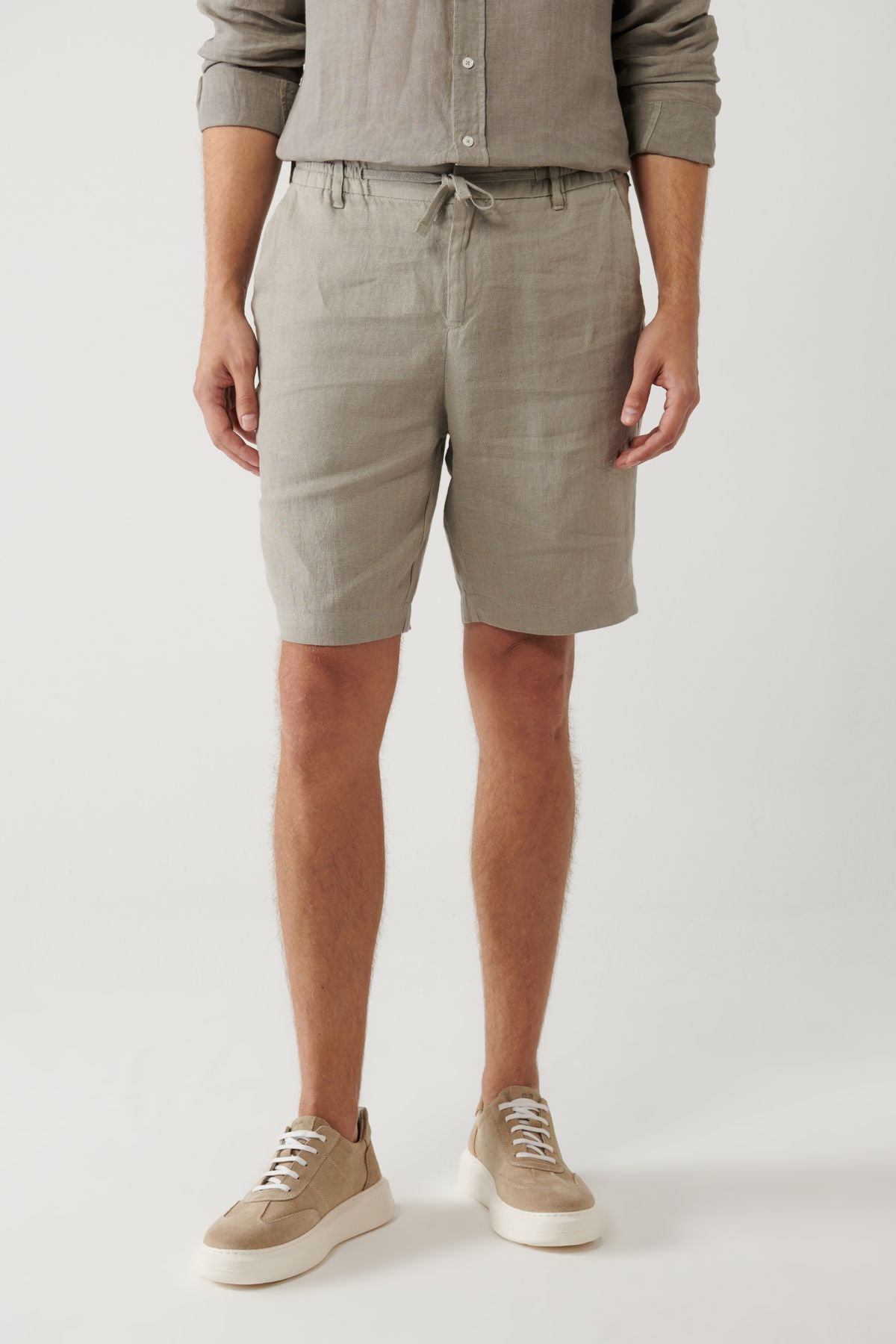 Men's Gray Waist Tire 100 %Linen Assos Short A41y3710