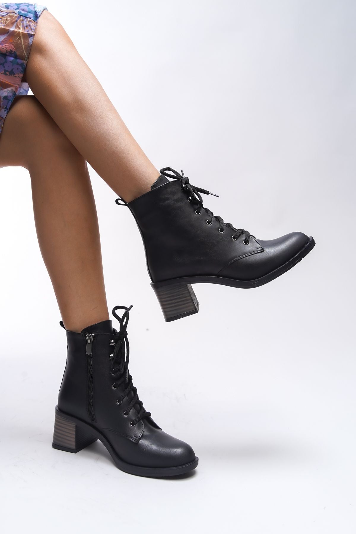 Runaphni Women Heels Bot 0012500 Black Skin