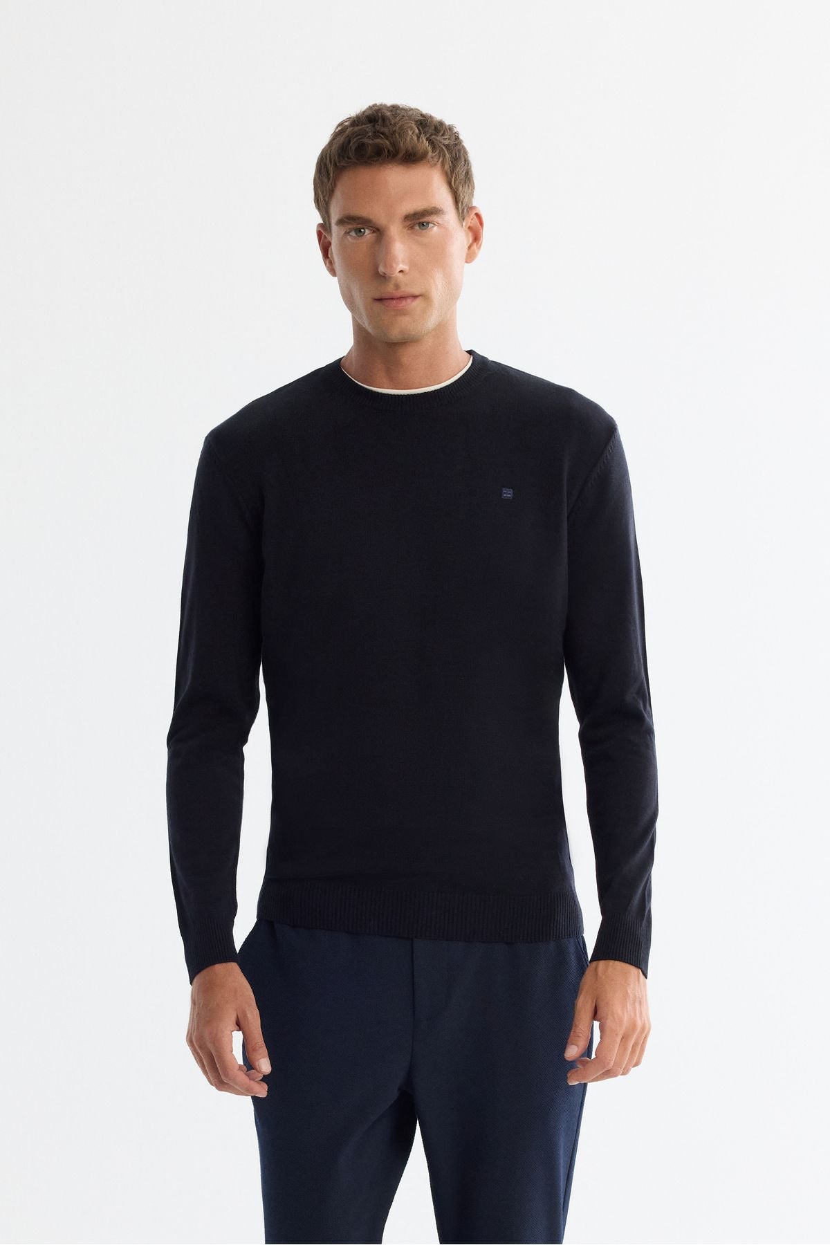 Men's navy blue bike collar -free knitwear sweater E005000