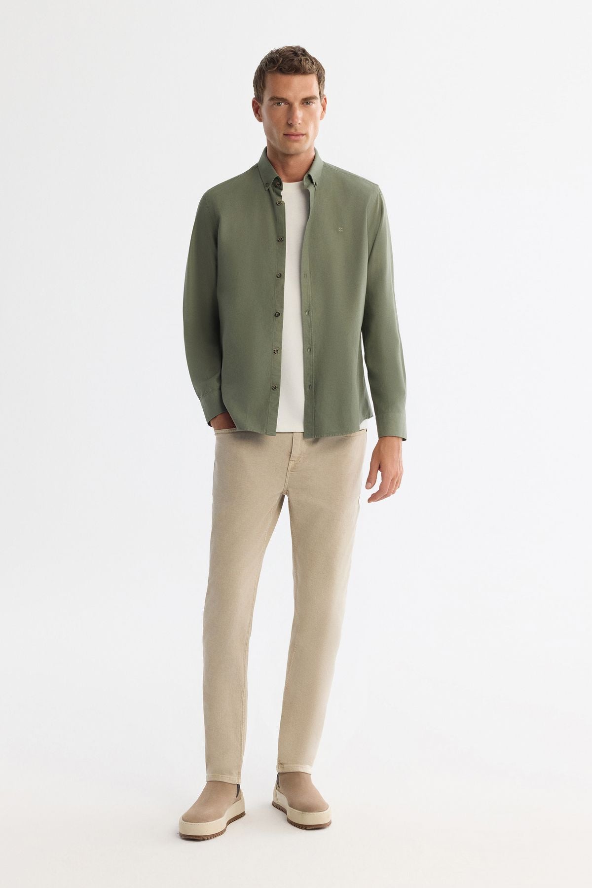 Male Khaki button collar diagonel cotton shirt B002036