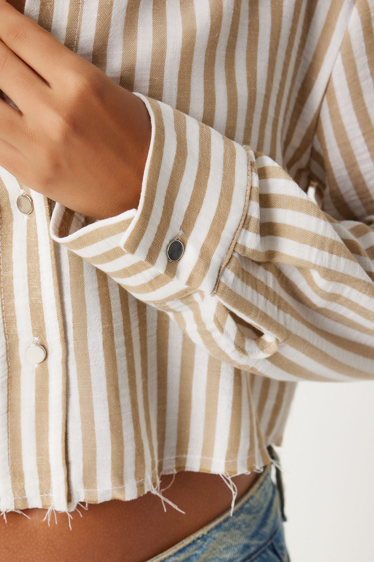 Female Beige White Obedness Detailed Striped Crop Shirt FN03259