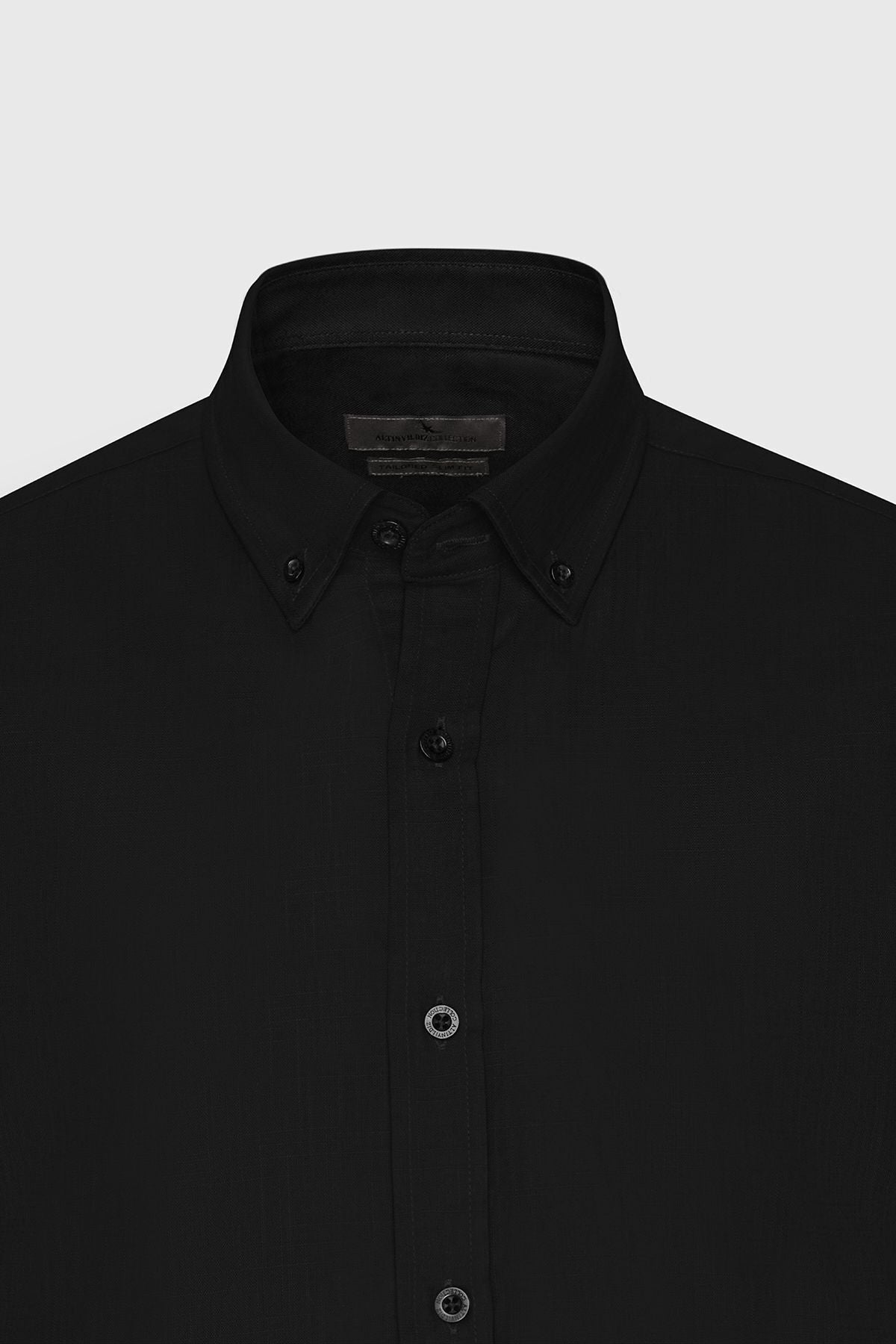 Men's black slim fit narrow cut buttoned collar 100 %cotton oxford shirt