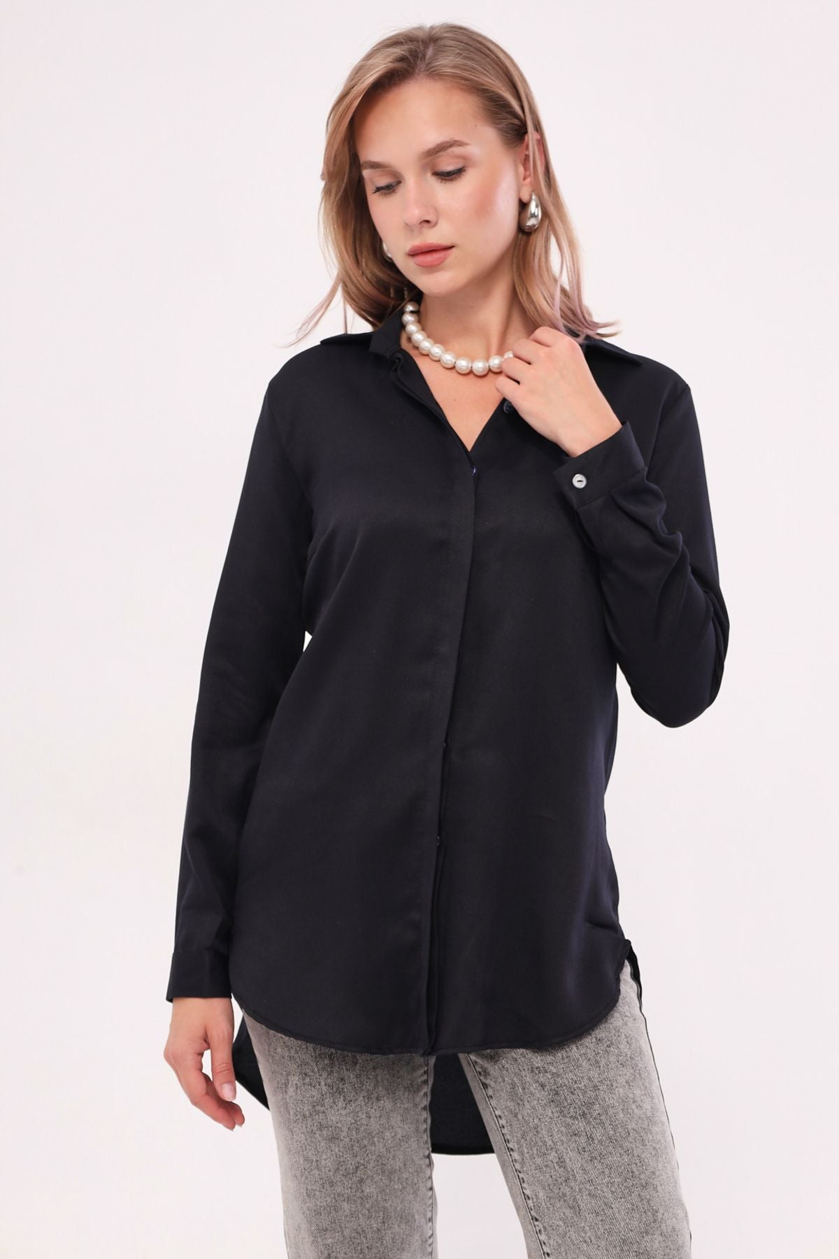 Female Black Tunic Shirt ARM-19Y001003