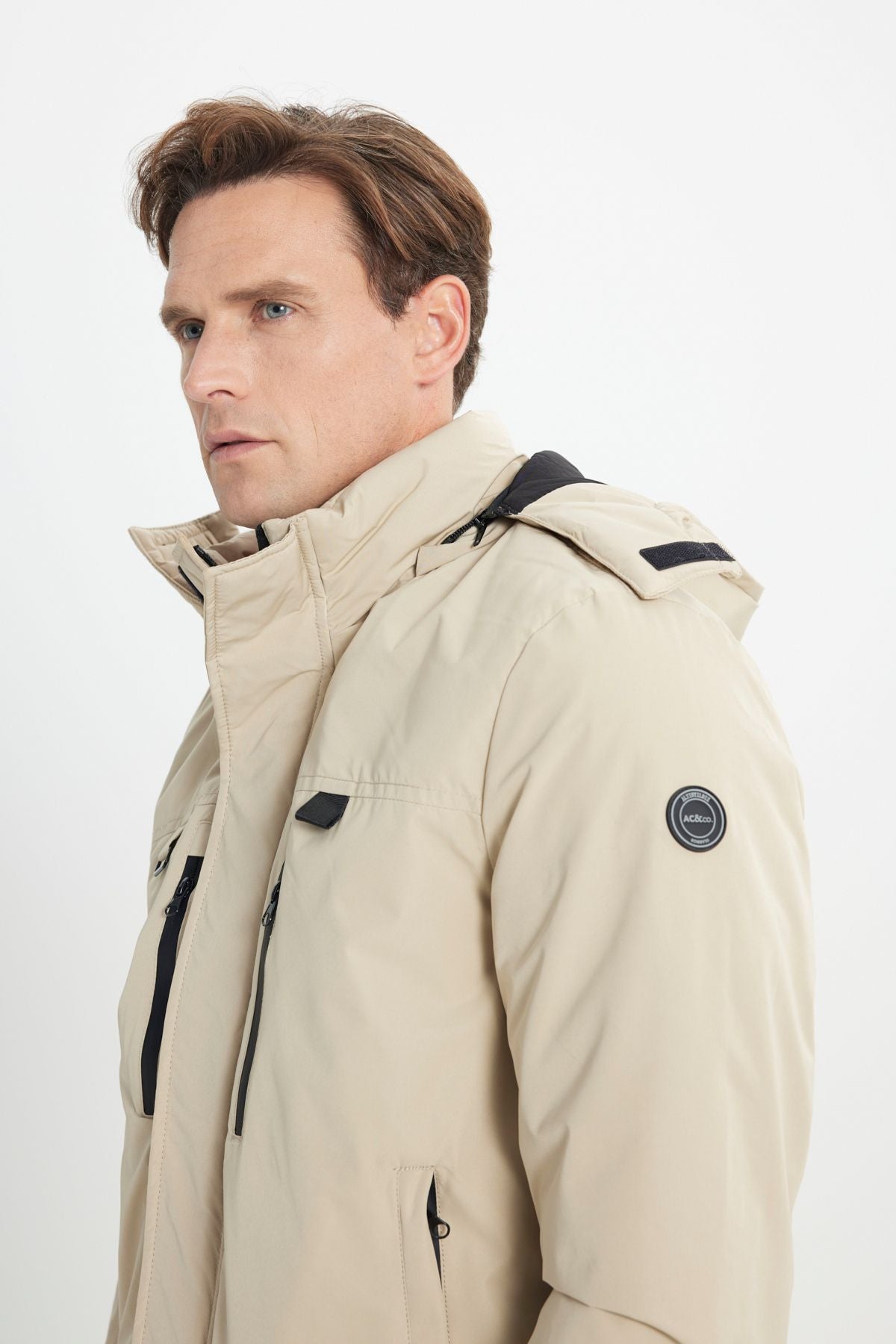 Standard Fit Normal Cutting Hooded Side Pocket Coat