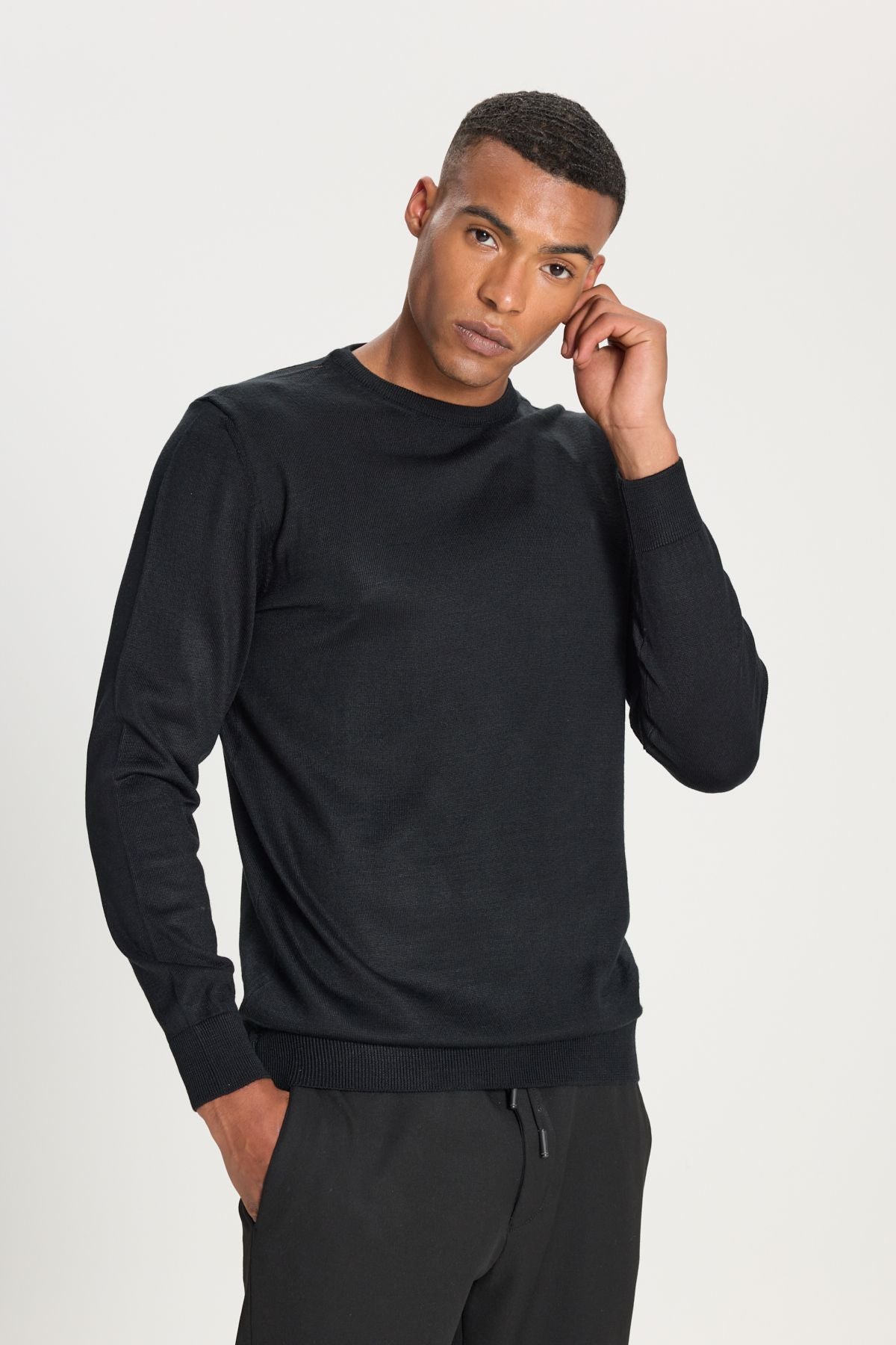 Men's Black Standard Fit Normal Normal Class Bicycle Knitwear Sweater