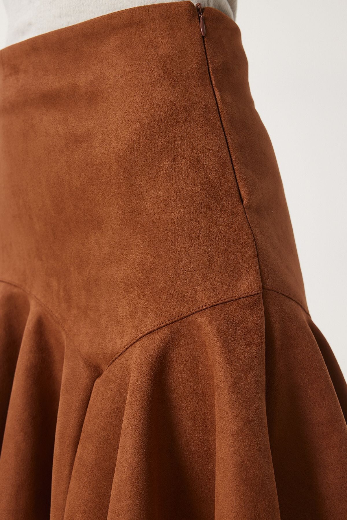 Female Taba flywheel asymmetric mini suede skirt US00942