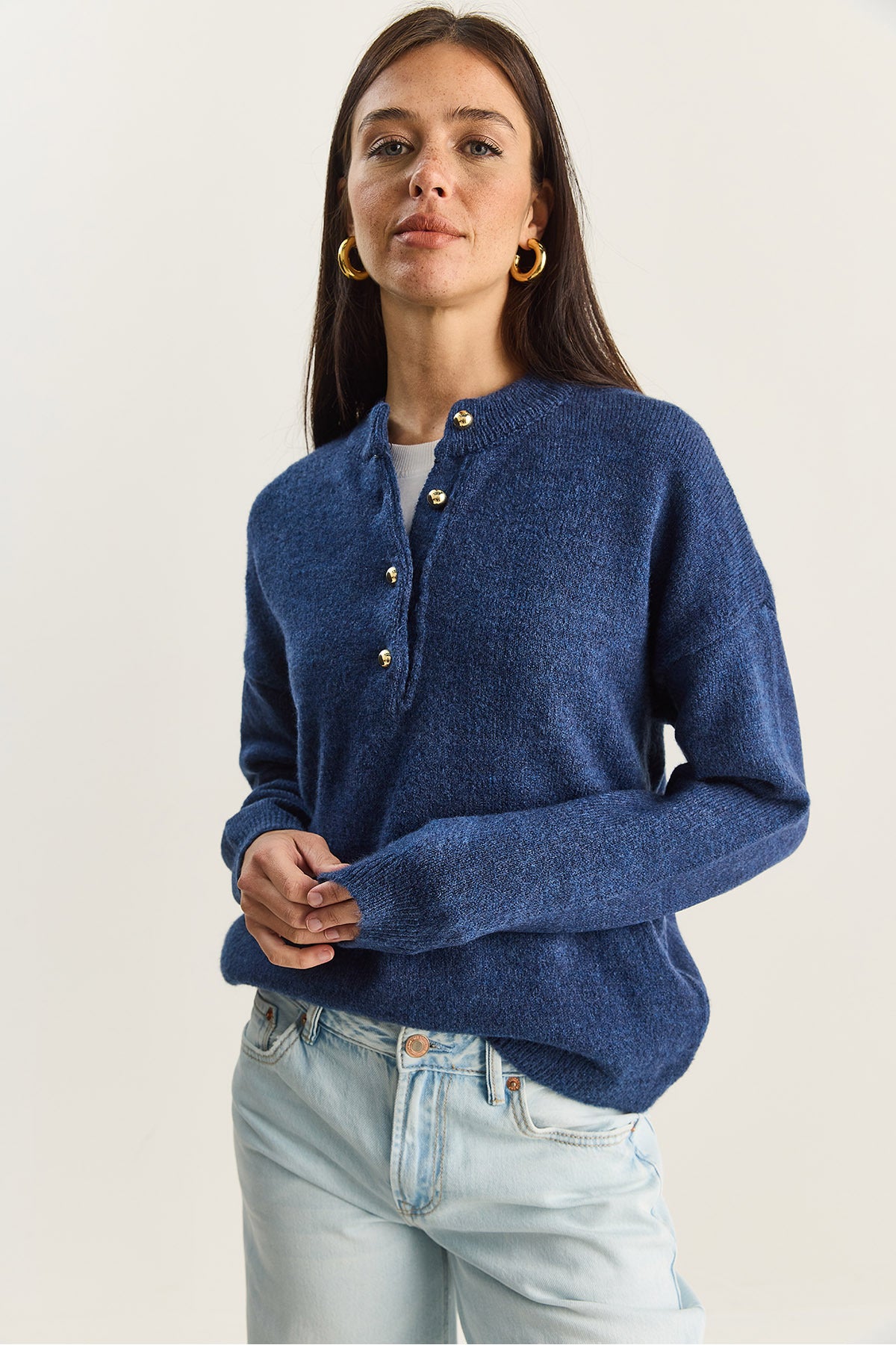 Women's Crew Neck 4 Button Regular Knitwear Sweater TK251128 60283720