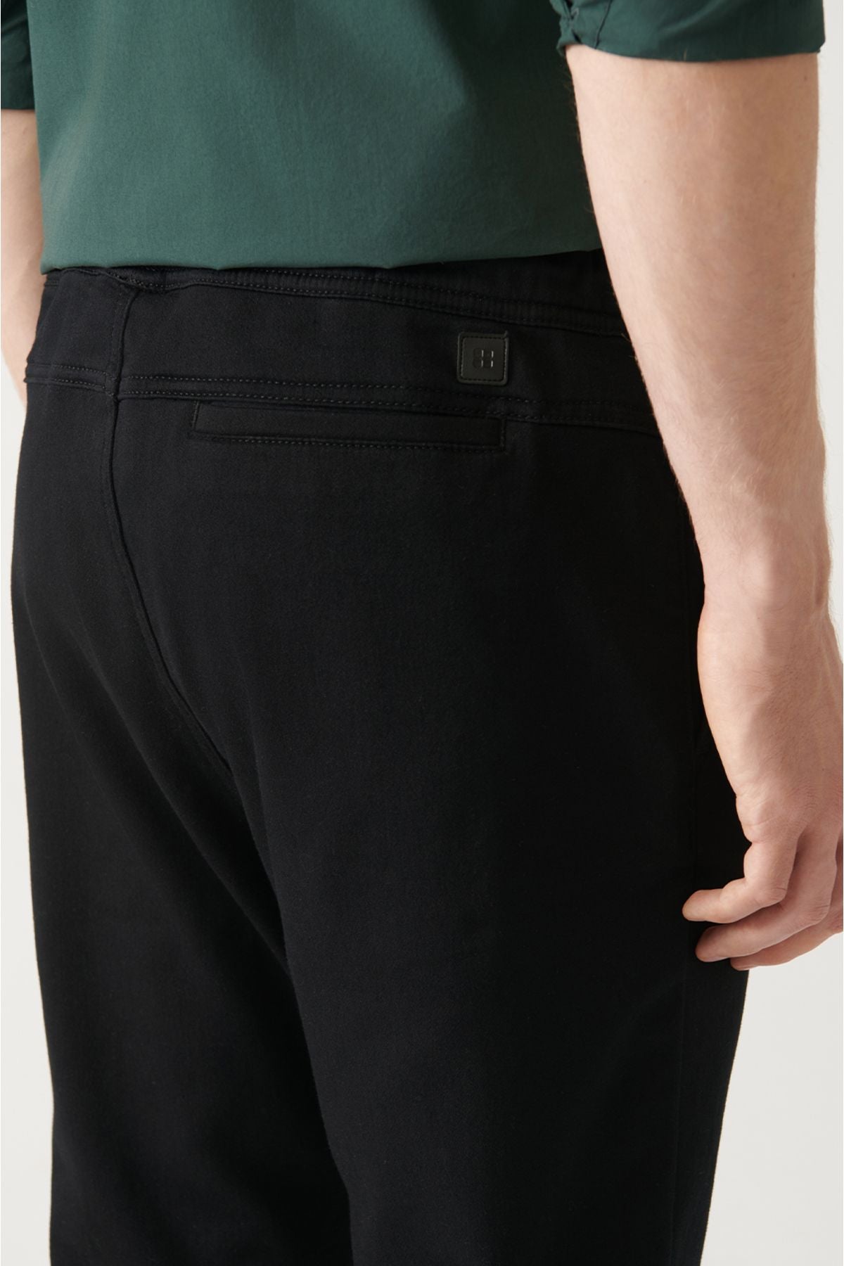 Men's Black Side Lacked Jogger Pants B003025
