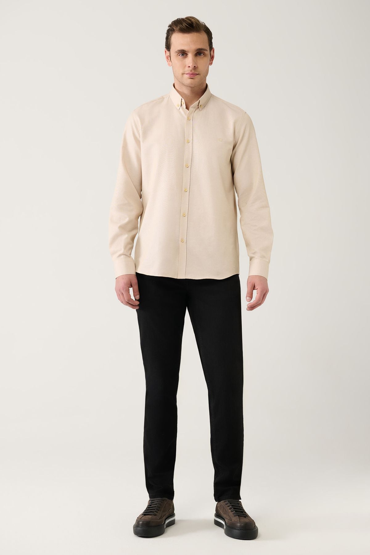 Men's beige button collar easily ironed cotton Oxford Shirt E002000