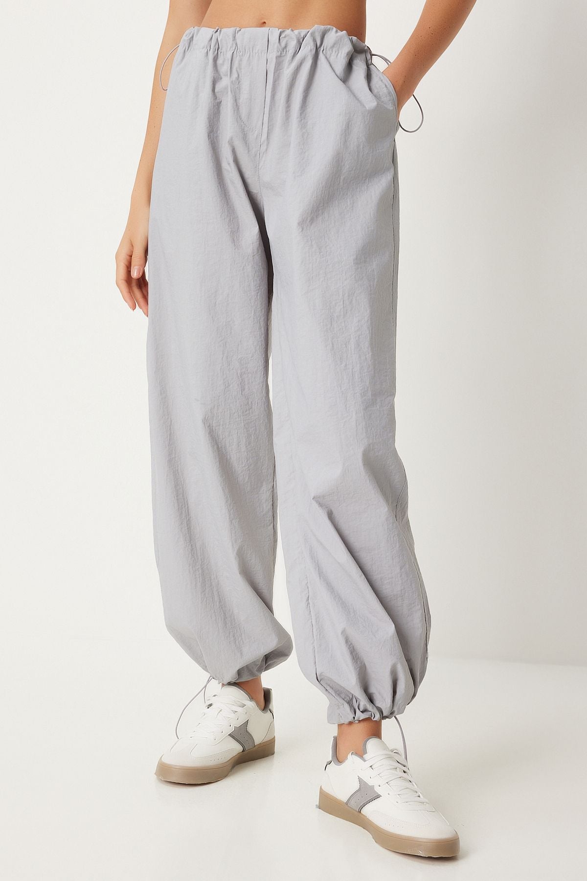 Female gray pocket parachute shalwar pants FN03274