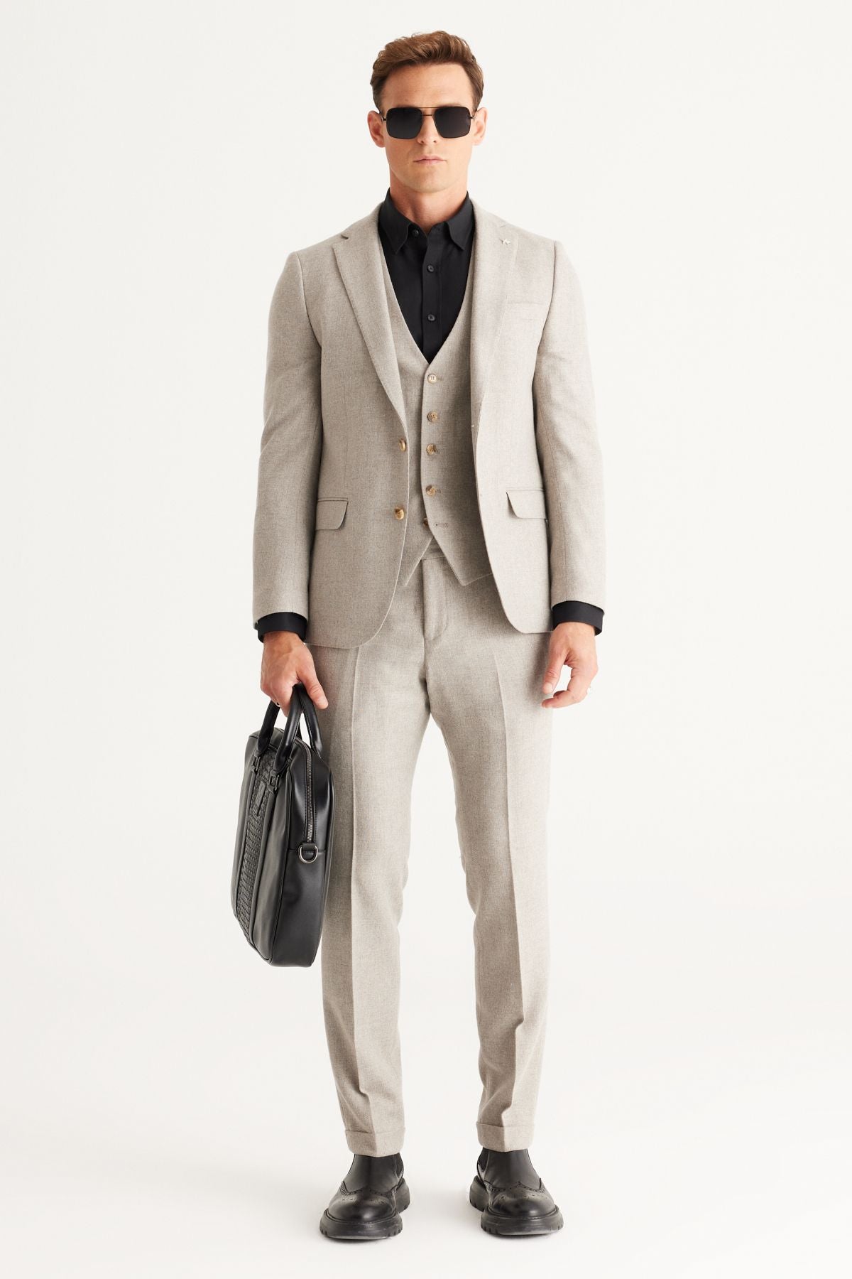 Men's beige woolen slim fit narrow cutting mono collar patterned vest suit suits