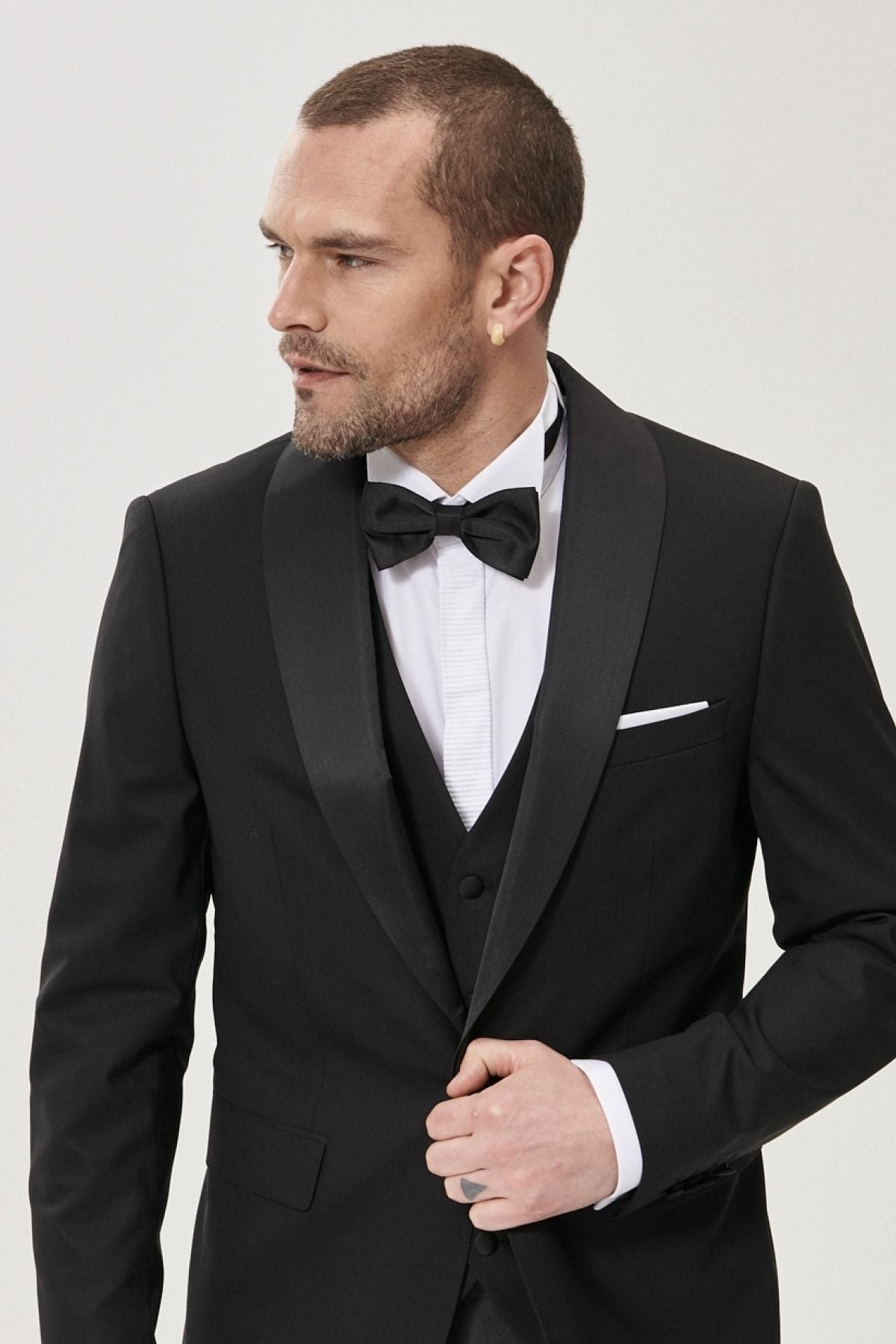 Men's slim fit narrow cut off the tuxedo with collar vests