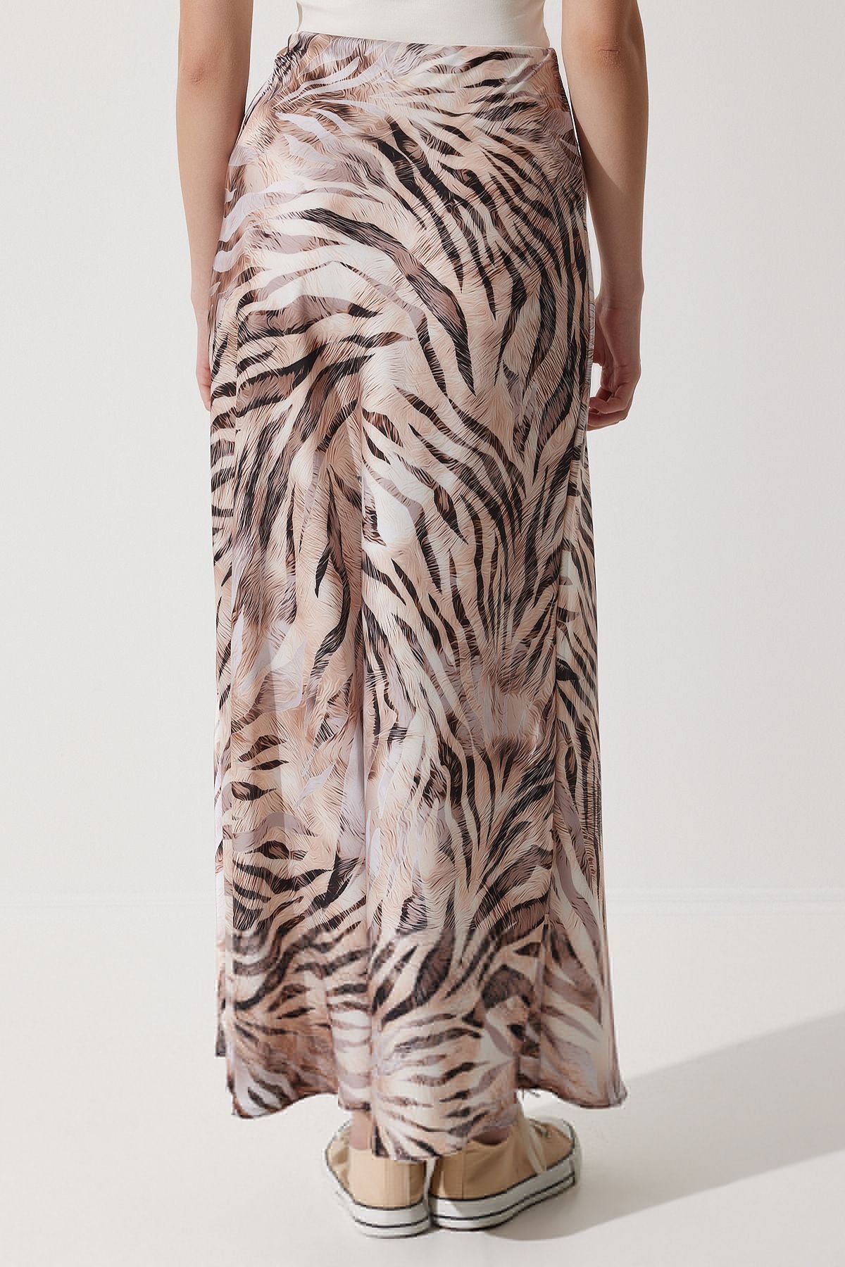 Female brown cream patterned satin surface skirt DD01320