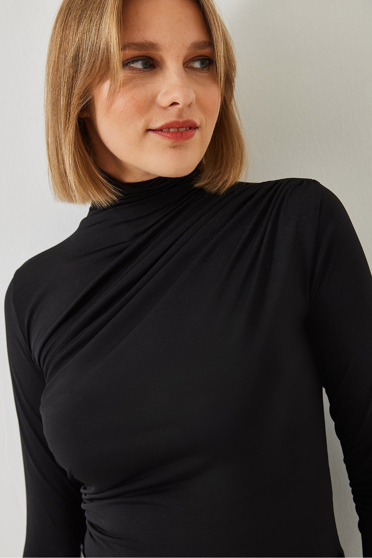 Women's Turtleneck Patterned Blouse 358-1 60351141