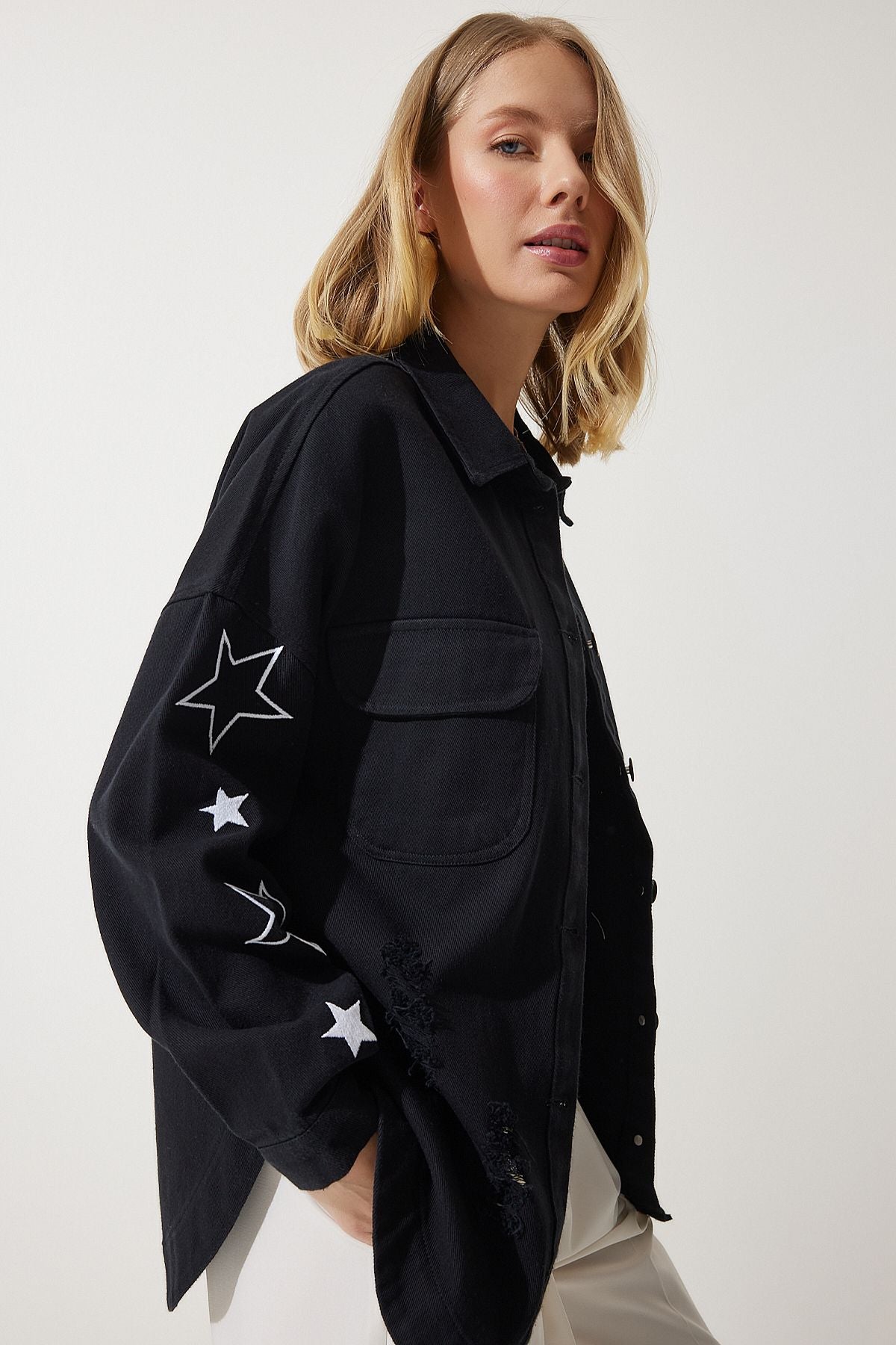 Female black star embroidery overwhelm shirt jacket sa00026