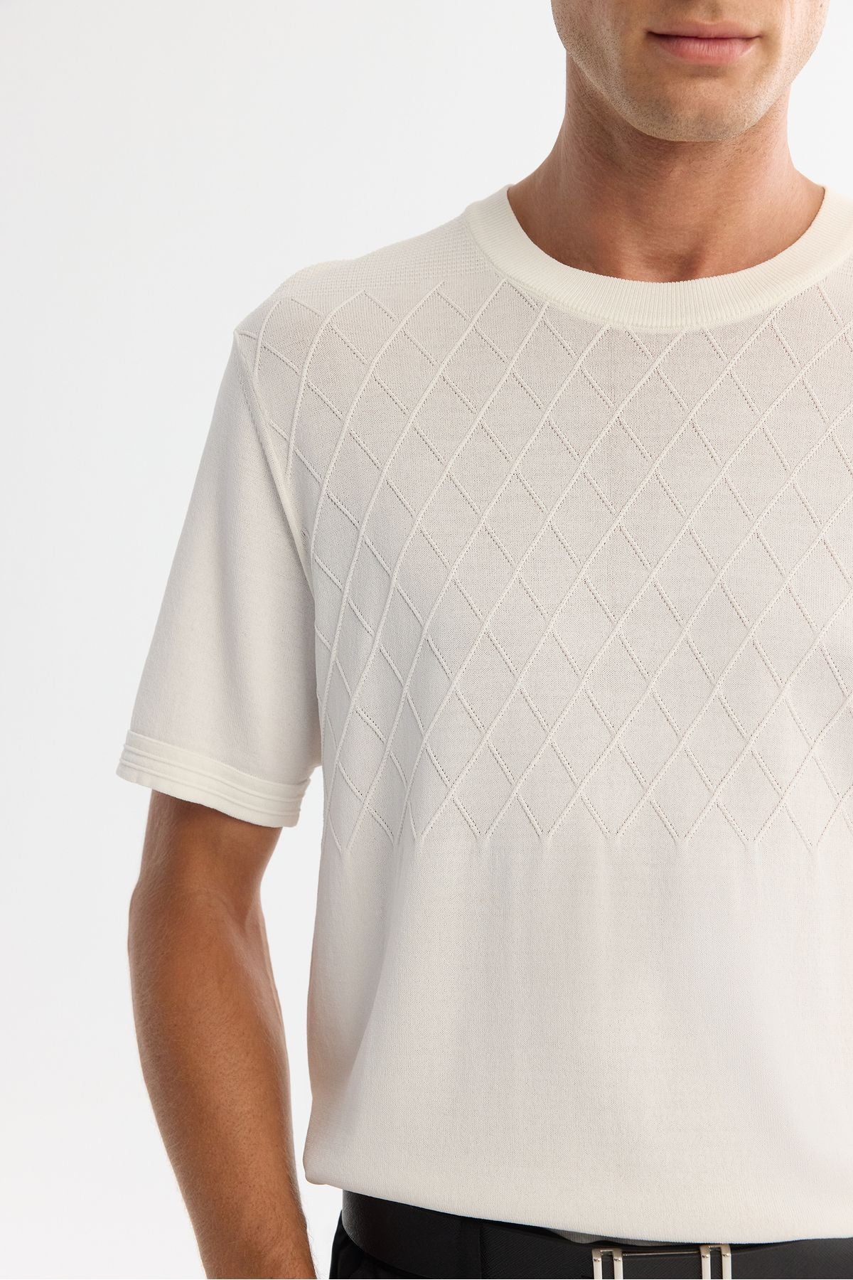 Men's Ecru Bicycle Yaka Jacquard Rayon Triko T-Shirt A42y5008