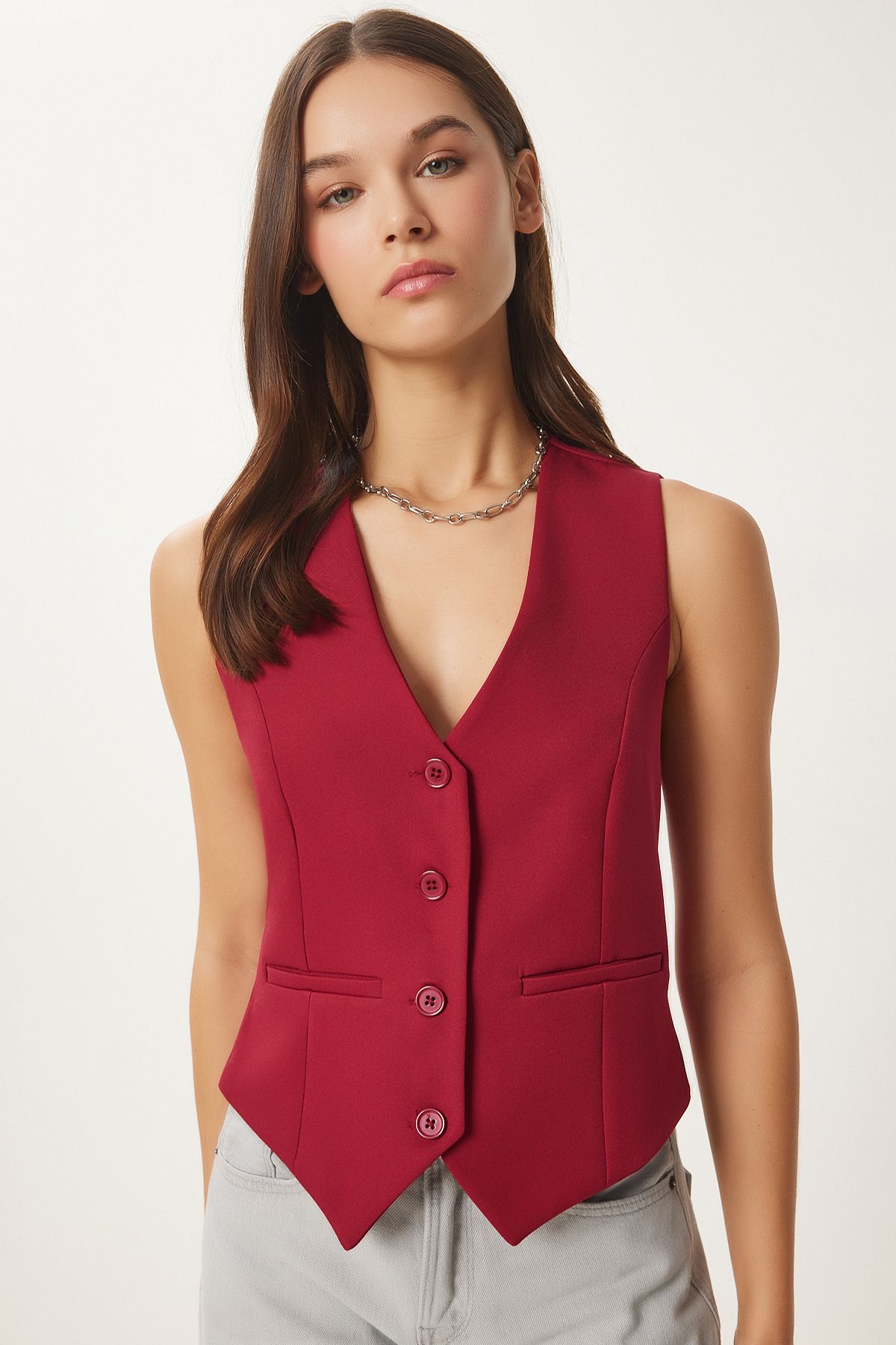 Woman Burgundy Sitting on the Body Short Woven Vest To00048