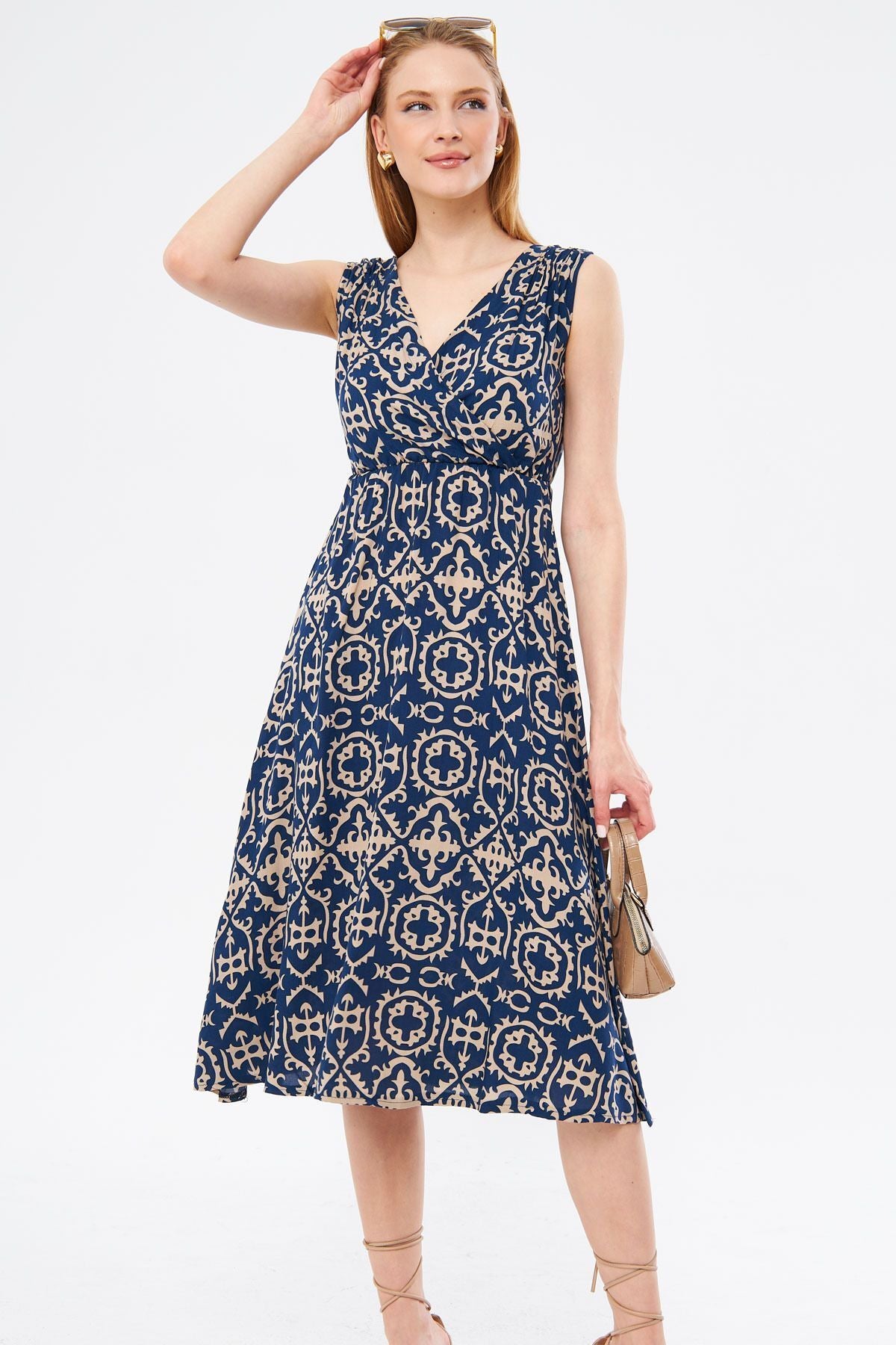 Woman Navy blue patterned waist shoulder