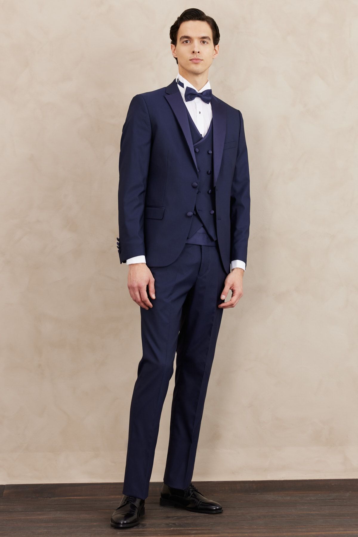 Men's navy blue slim fit narrow cutting mono collar pattern tuxedo with vest