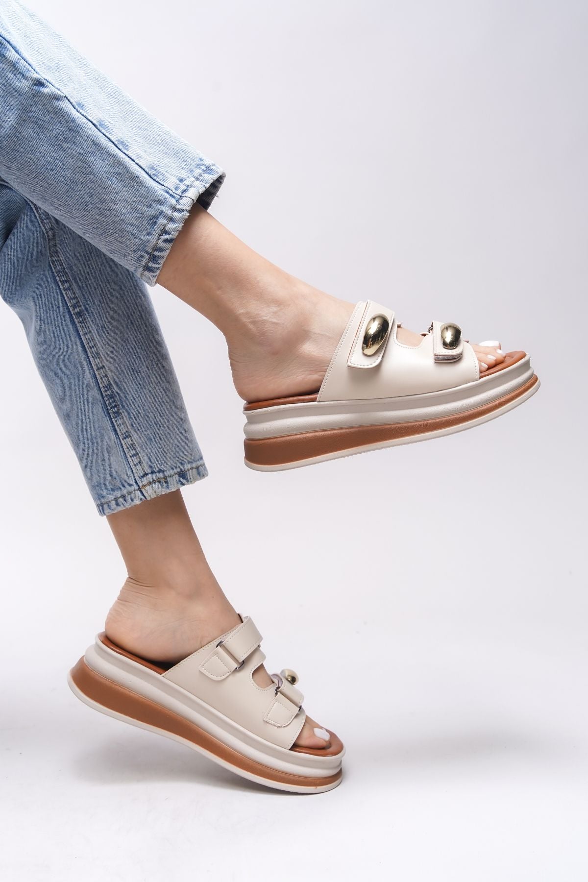 Lischaris Woman Slippers 0012321 Beige