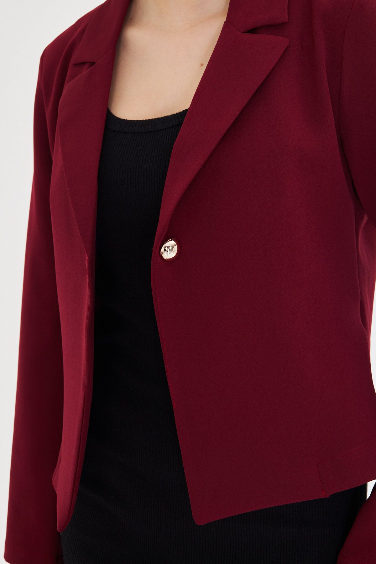 Woman Bordeaux Single Button Crop Jacket ARM-221237