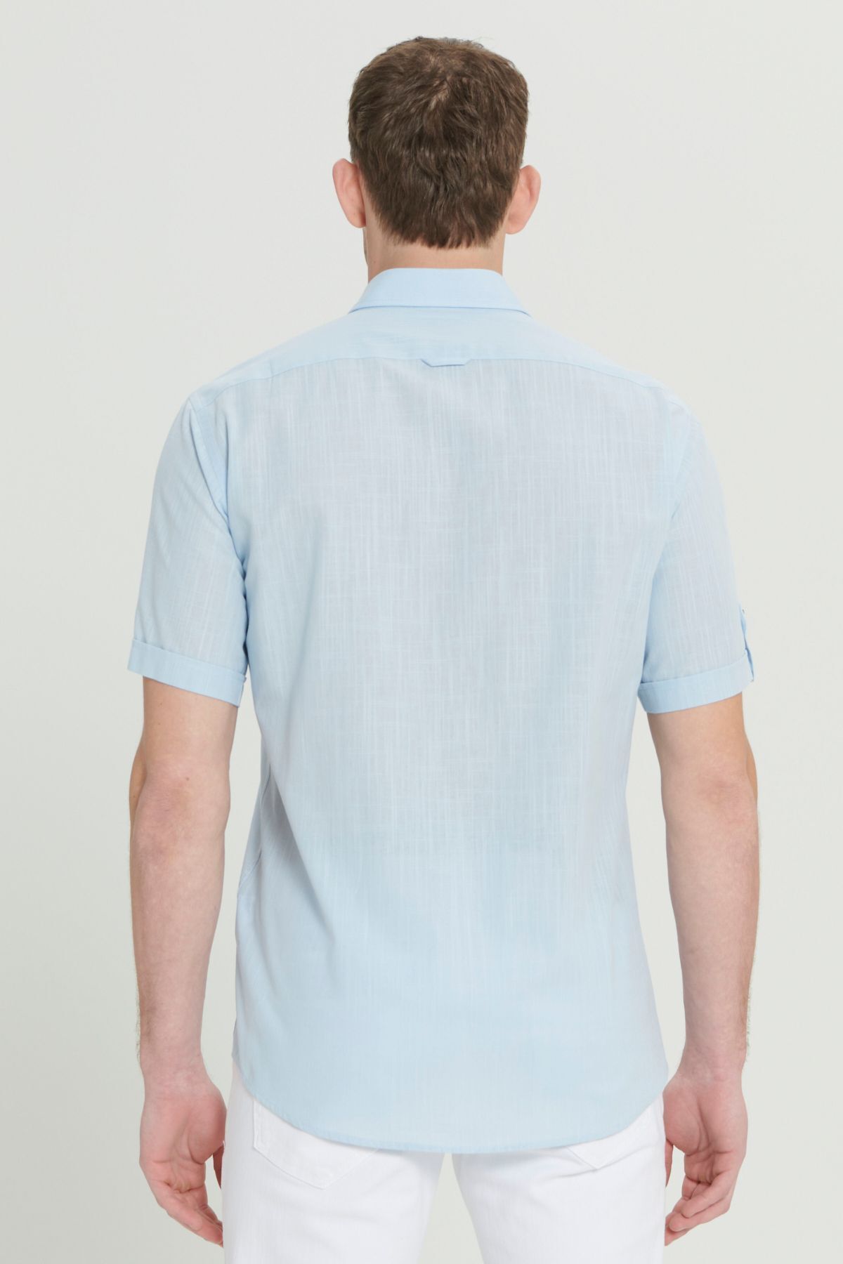 Men's Light Blue Comfort Fit Casual Cutting Buttoned Neck Linen Look 100 %Cotton Short Sleeve Shirt