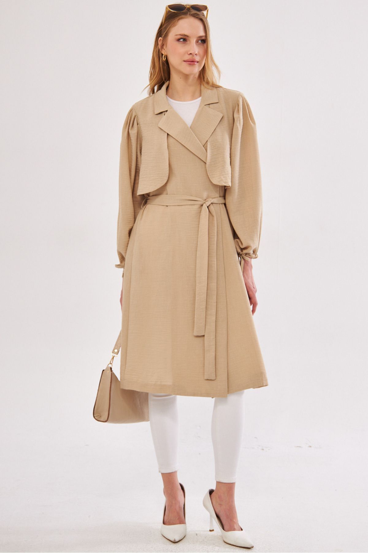 Female Beige Ennea Trench coat sleeves Pleated Belled Arm Mouth Lace Lace Detail Arm-24Y001030