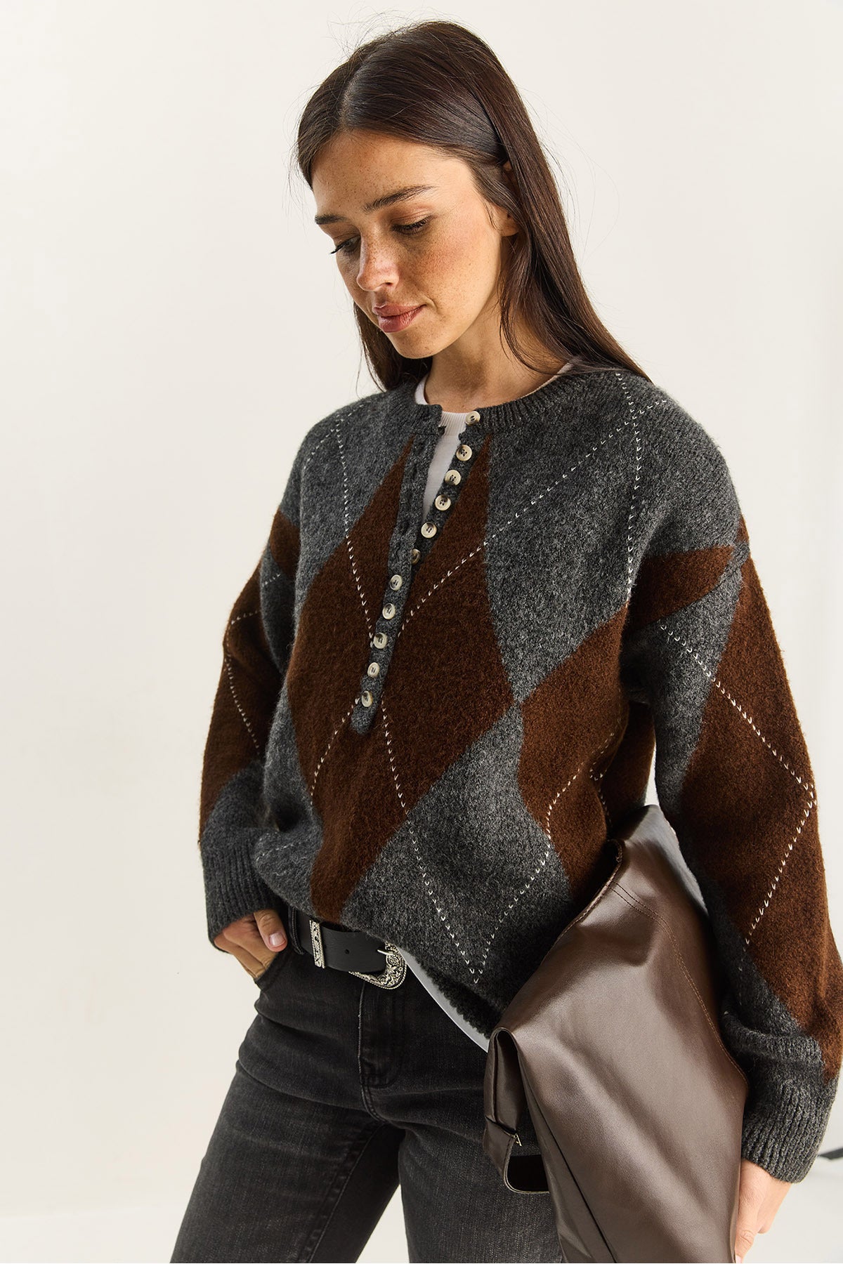 Women's 11 Buttons Diamond Patterned Basic Knitwear Sweater 20251089