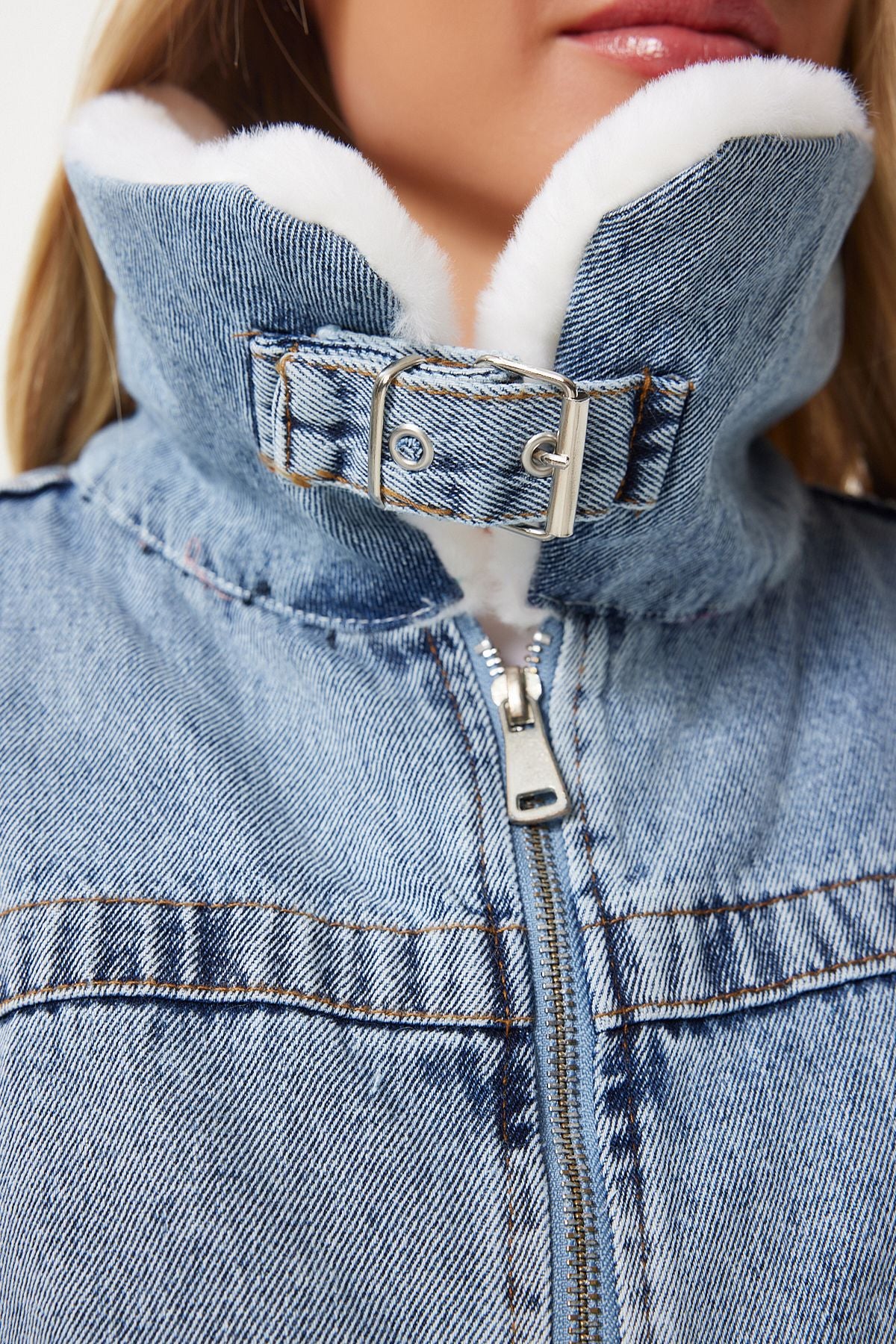 Women's Blue In -Blue Artificial Furry Denim Jacket RV00201