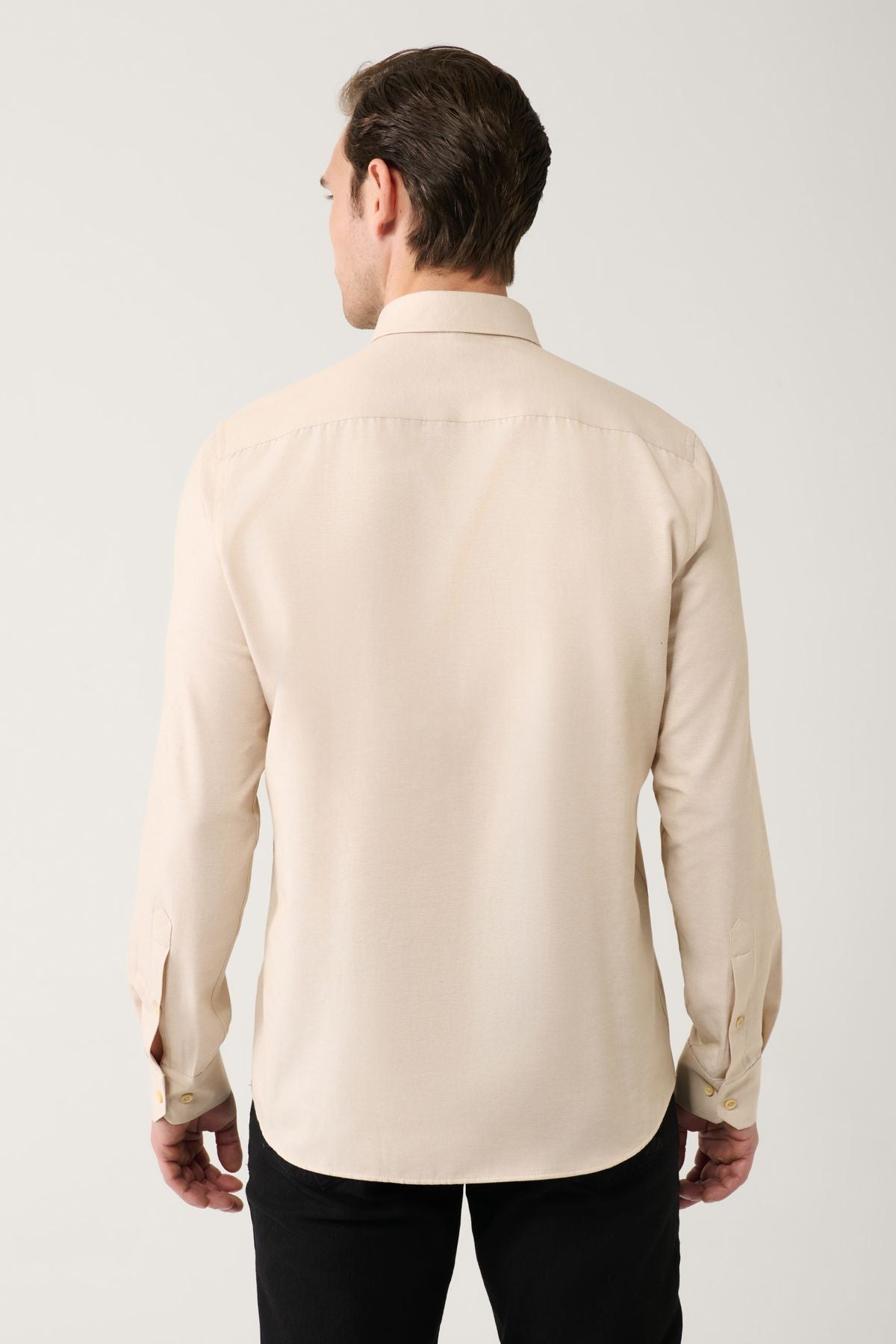 Men's beige button collar easily ironed cotton Oxford Shirt E002000