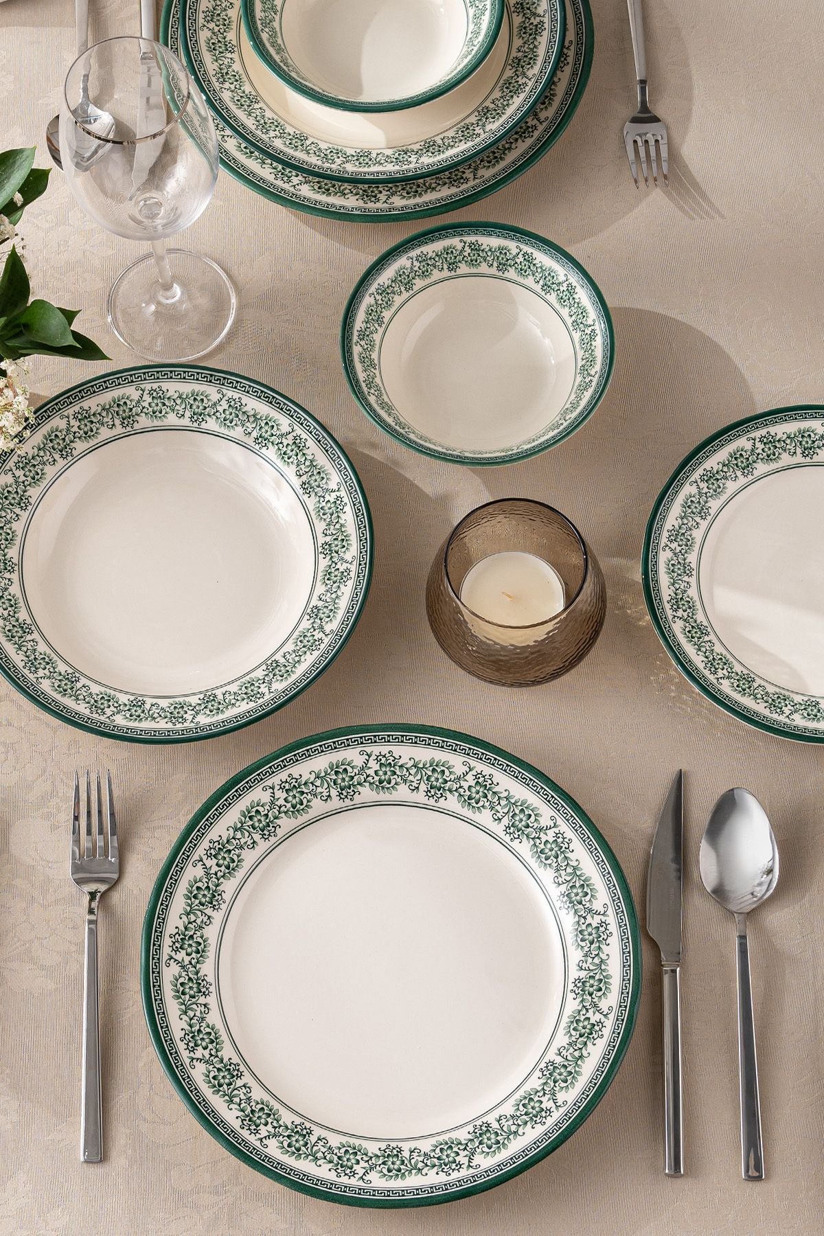 Arya 24 Piece 6 Person Dinner Set Green