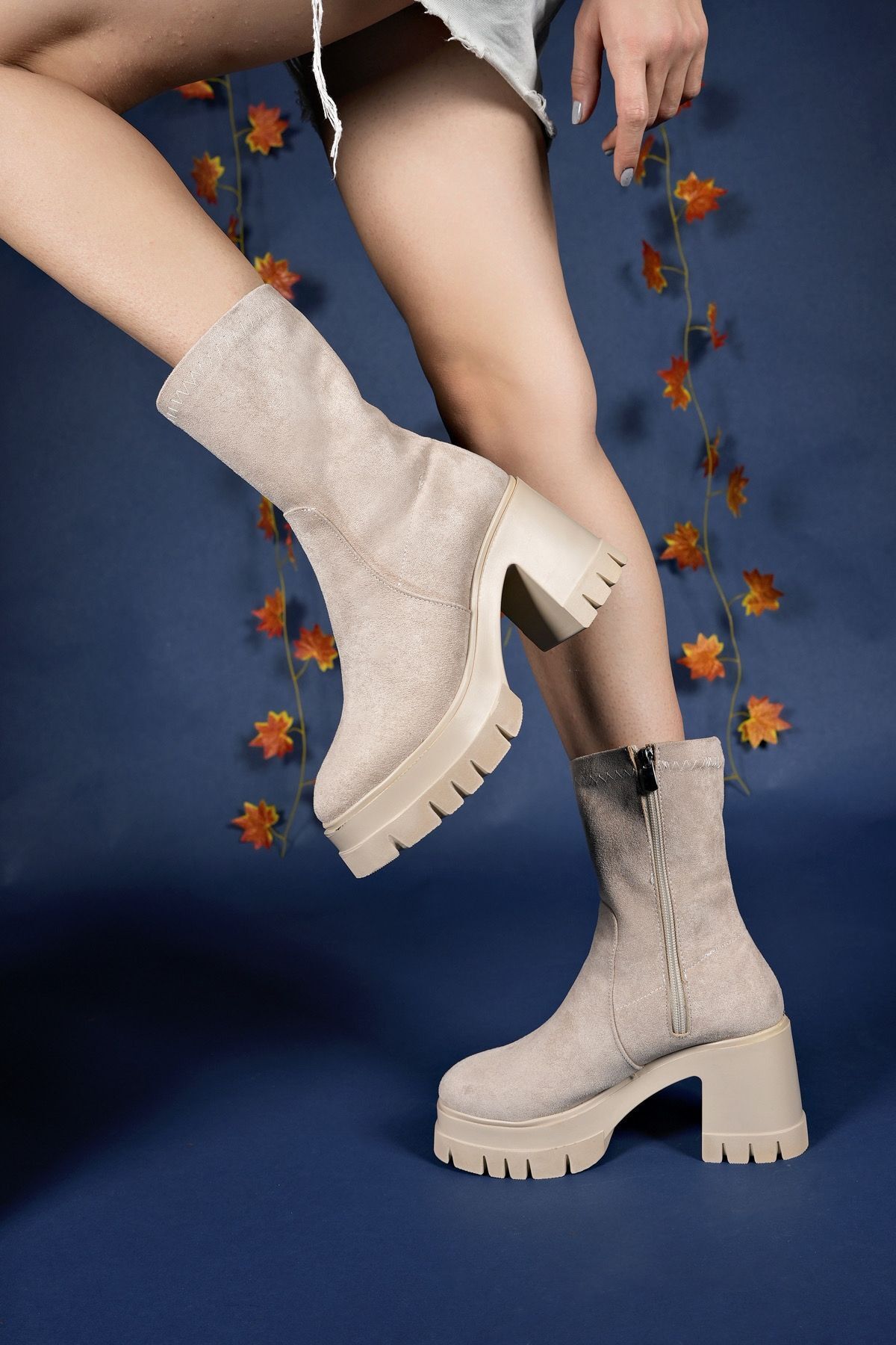 Lyhenor Women Heels Stretch Bot 0012634 beige suede