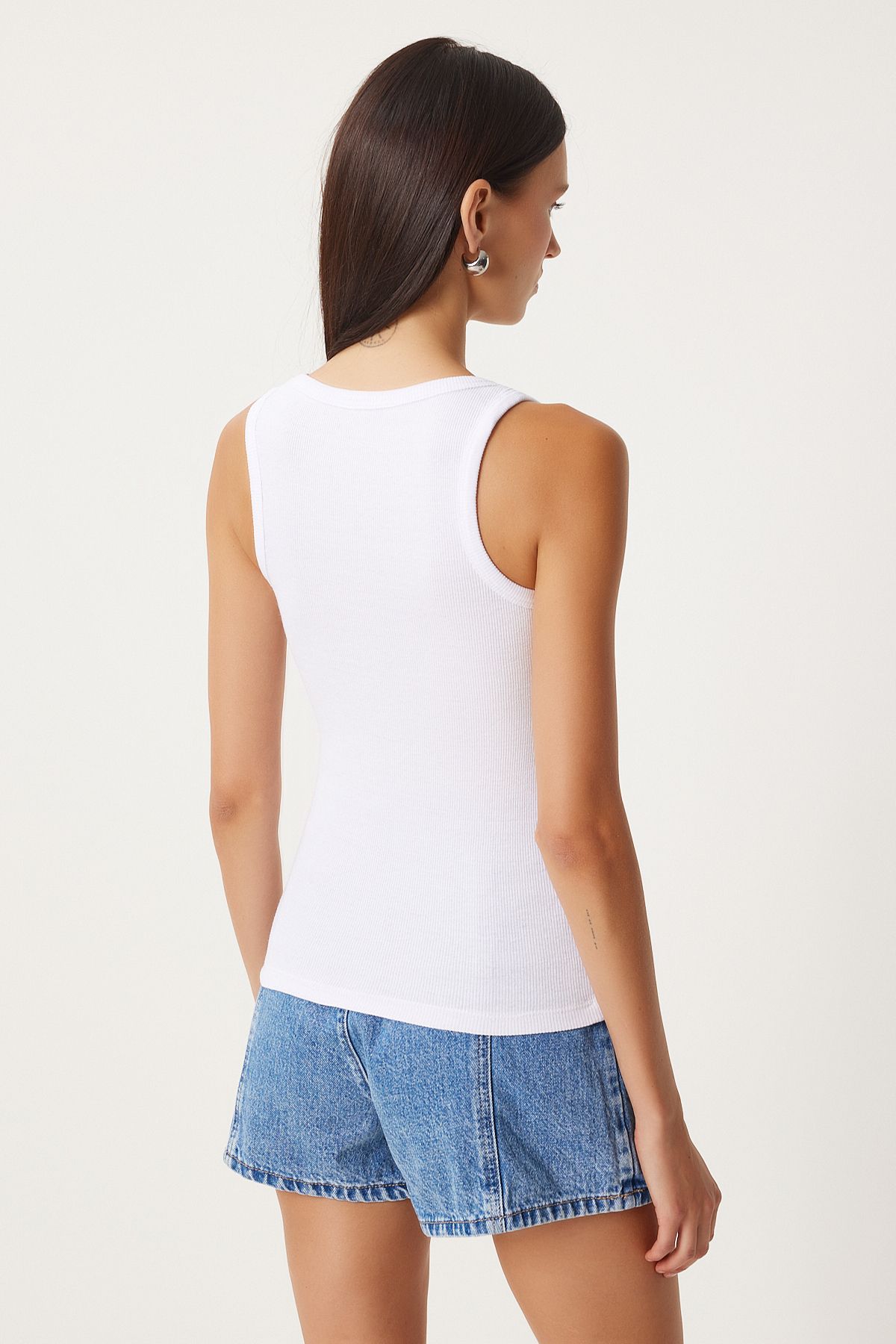 Woman White Wick Thick Strap Knitted Athlete HJ00009