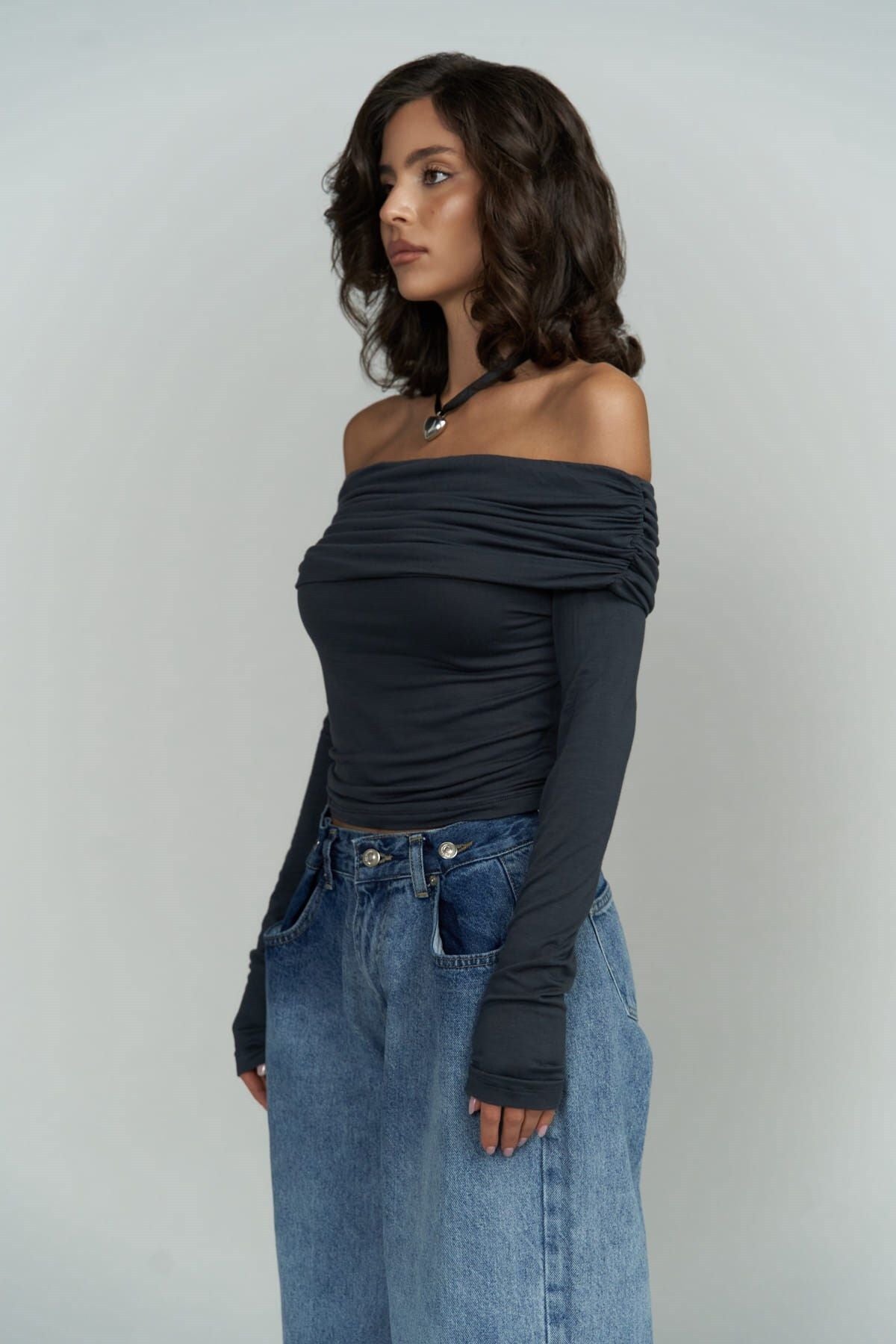 Alonzo Carmen collar long sleeve anthracite blouse