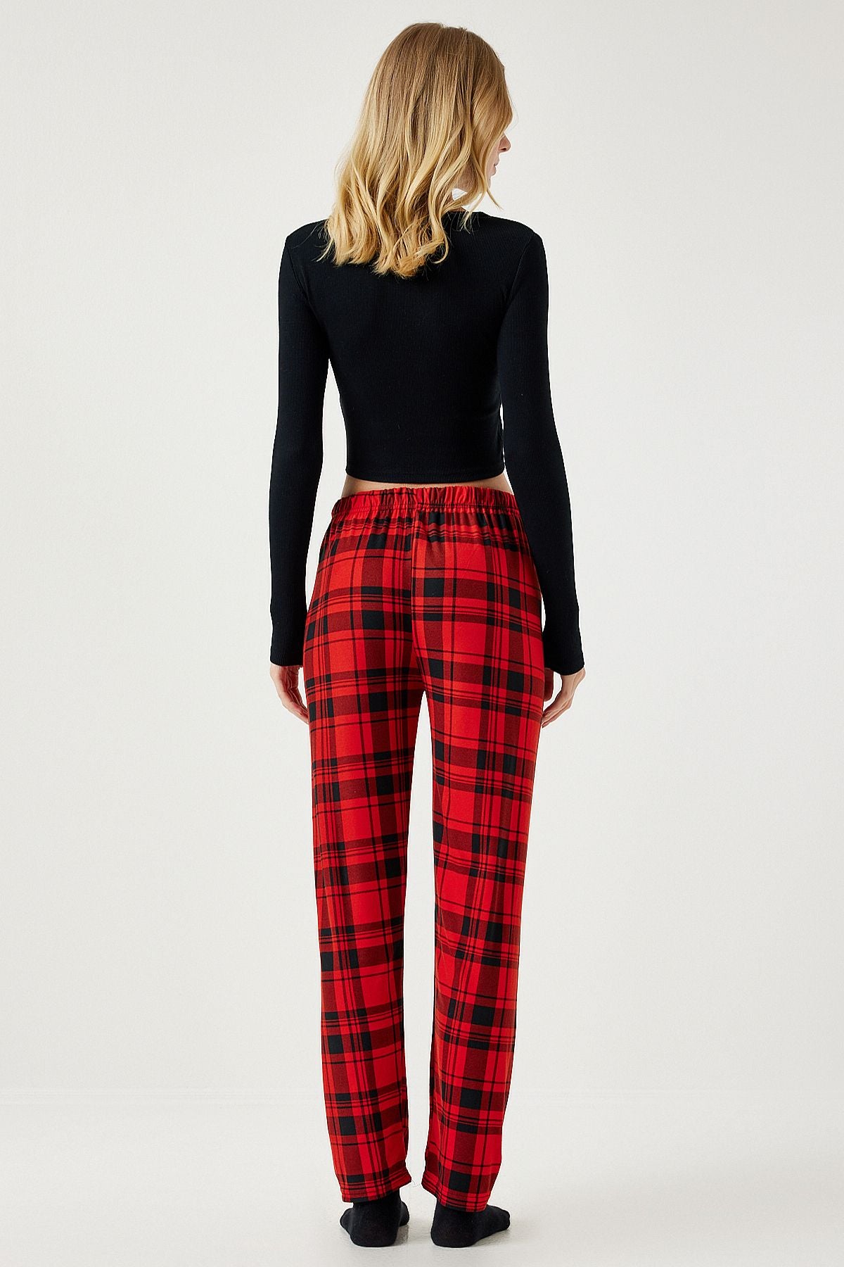 Woman Red Patterned Soft textured knitting pajamas six Ce00089