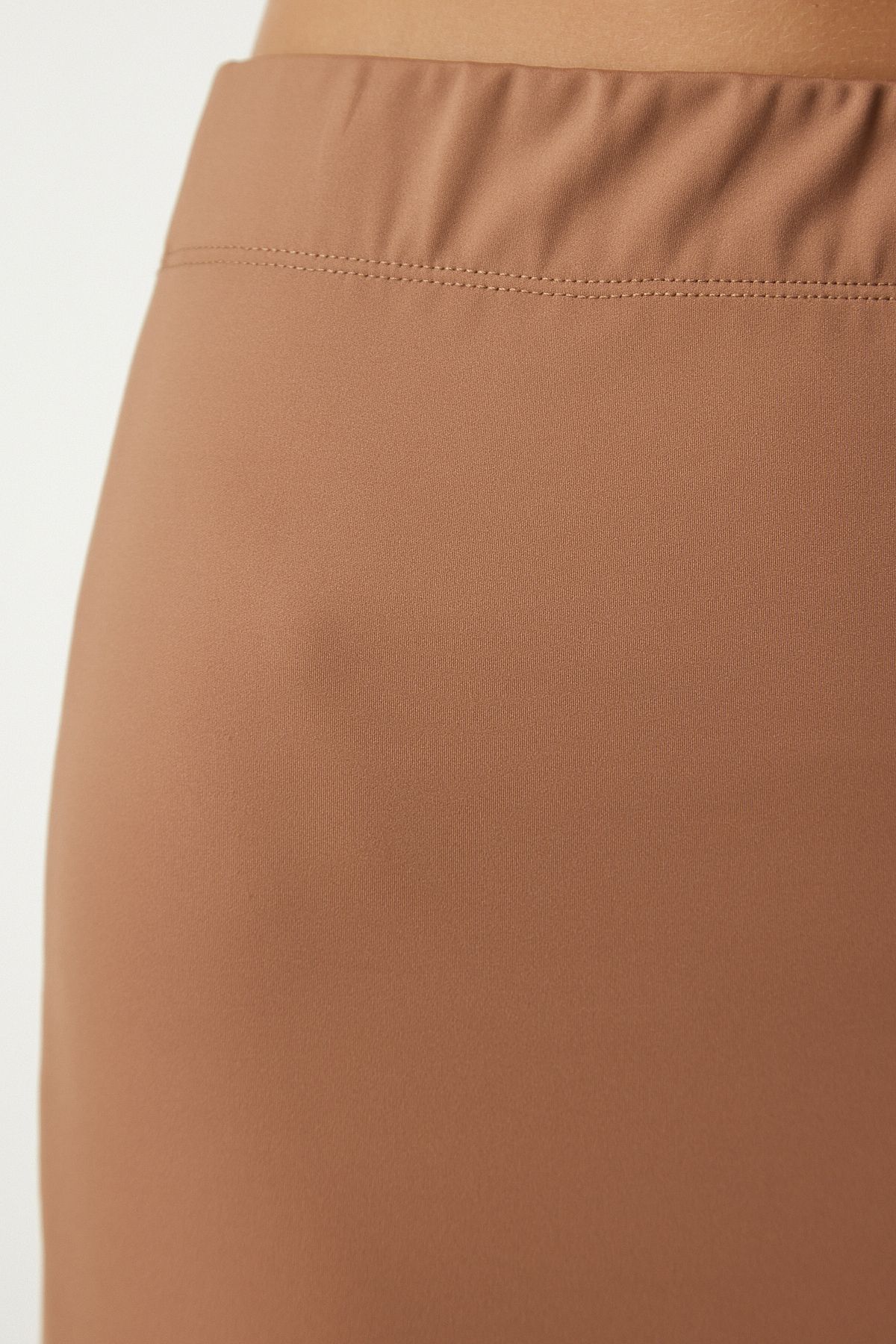 Female Biscuit Slit Woven Midi Knitting Skirt UB00184