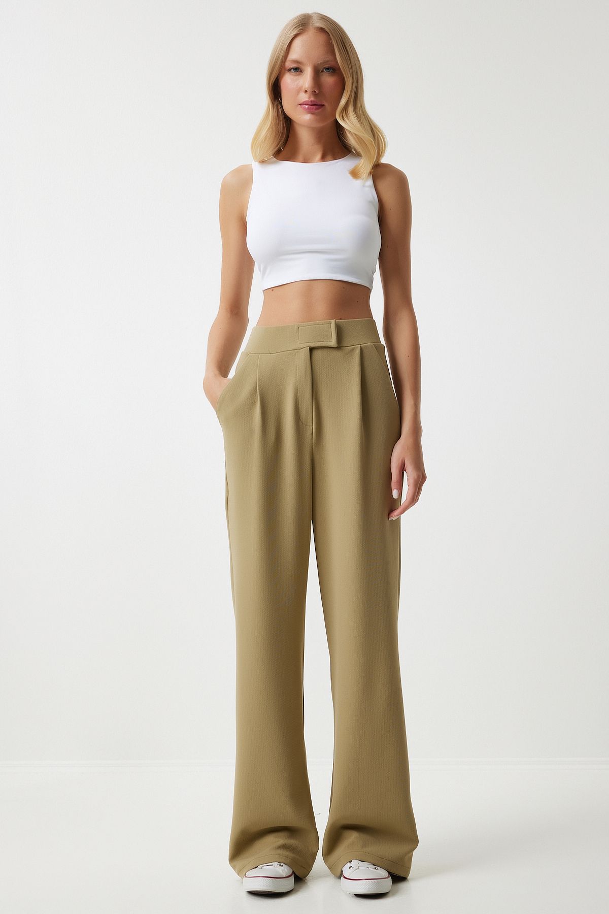 Woman Open Khaki Waist Calcare Casual Woven Pants RV00150