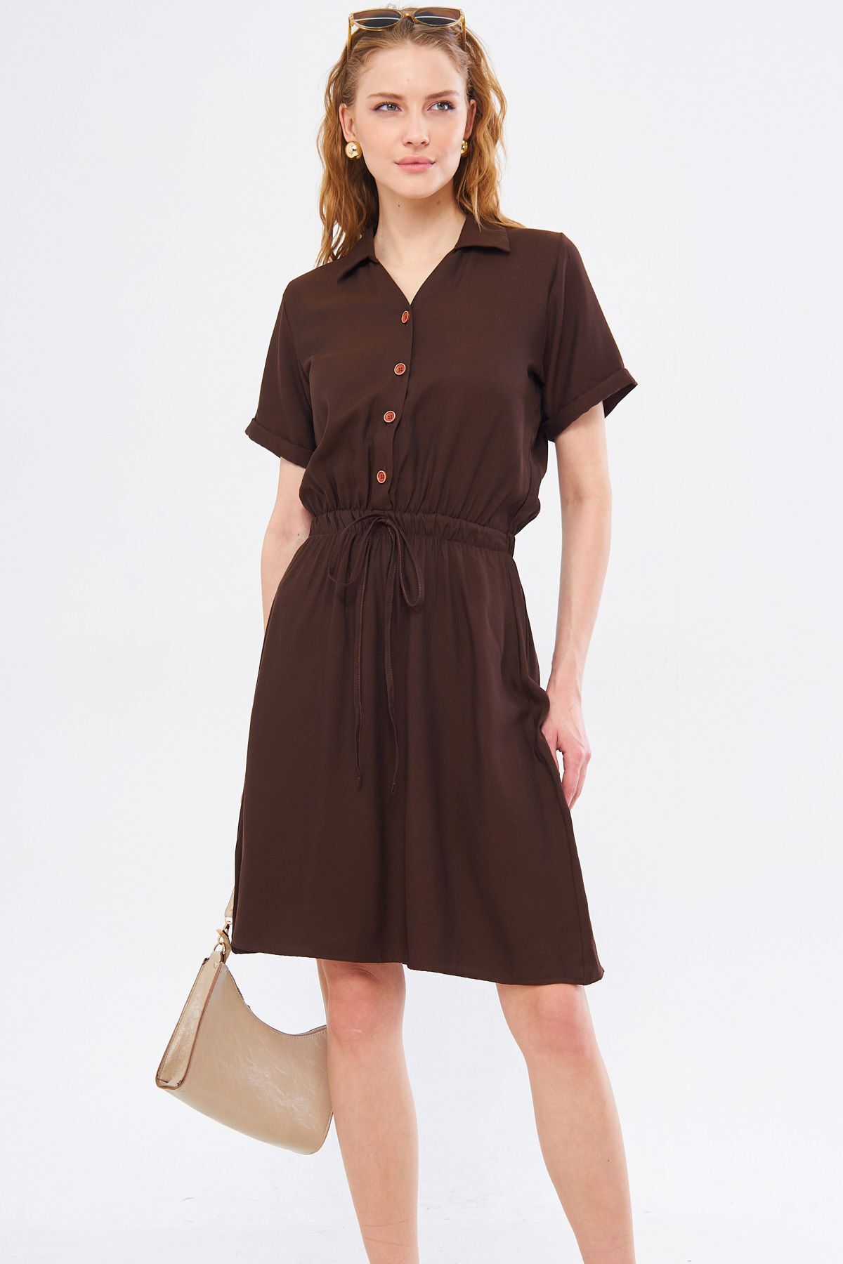 WOMEN'S COFFEE WALL TIRLED SHORT SOLD SHIGHT DRESS ARM-23Y001035