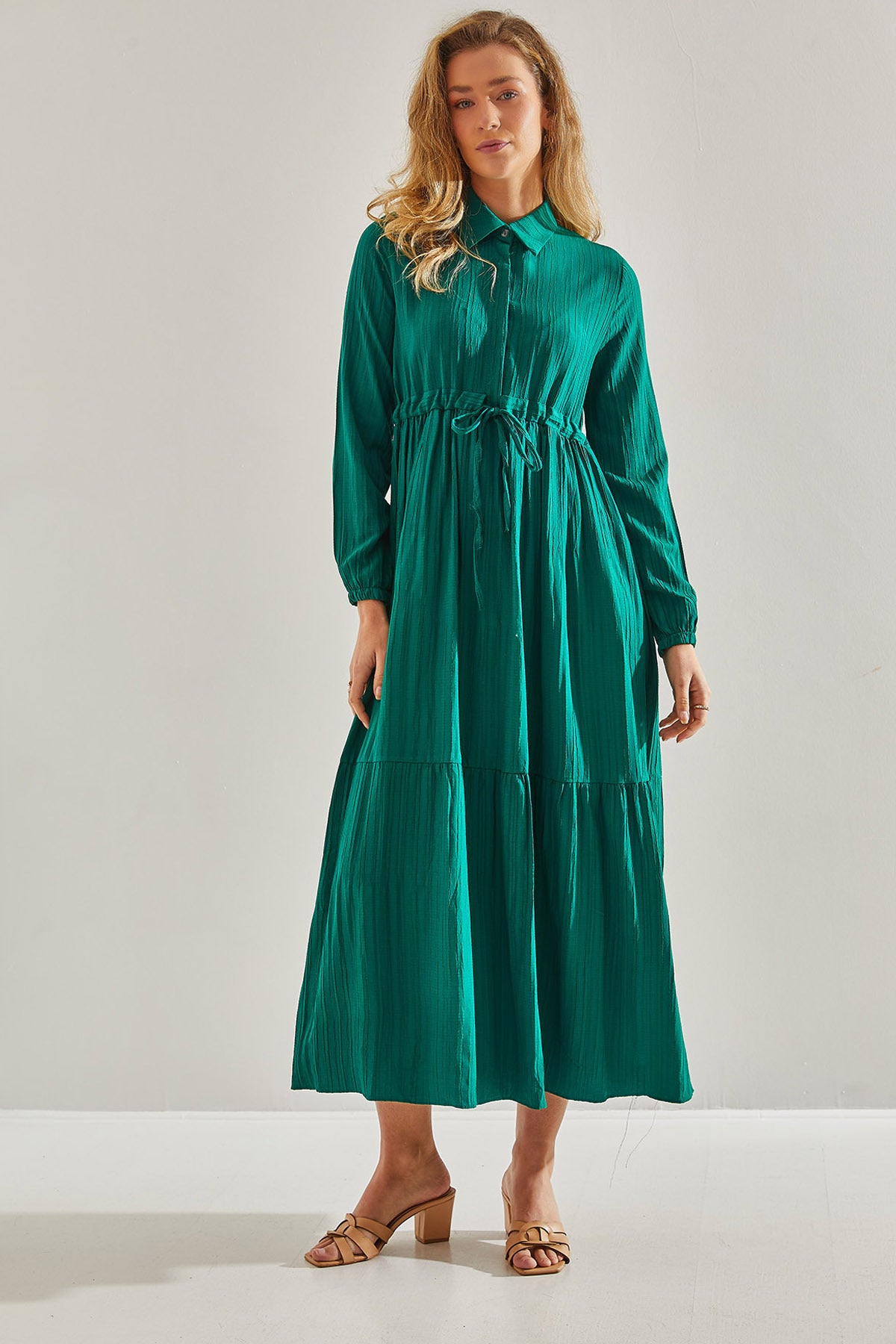 Modest Women's Gathered Waist Buttoned Collar Long Hijab Flared Dress 60181034