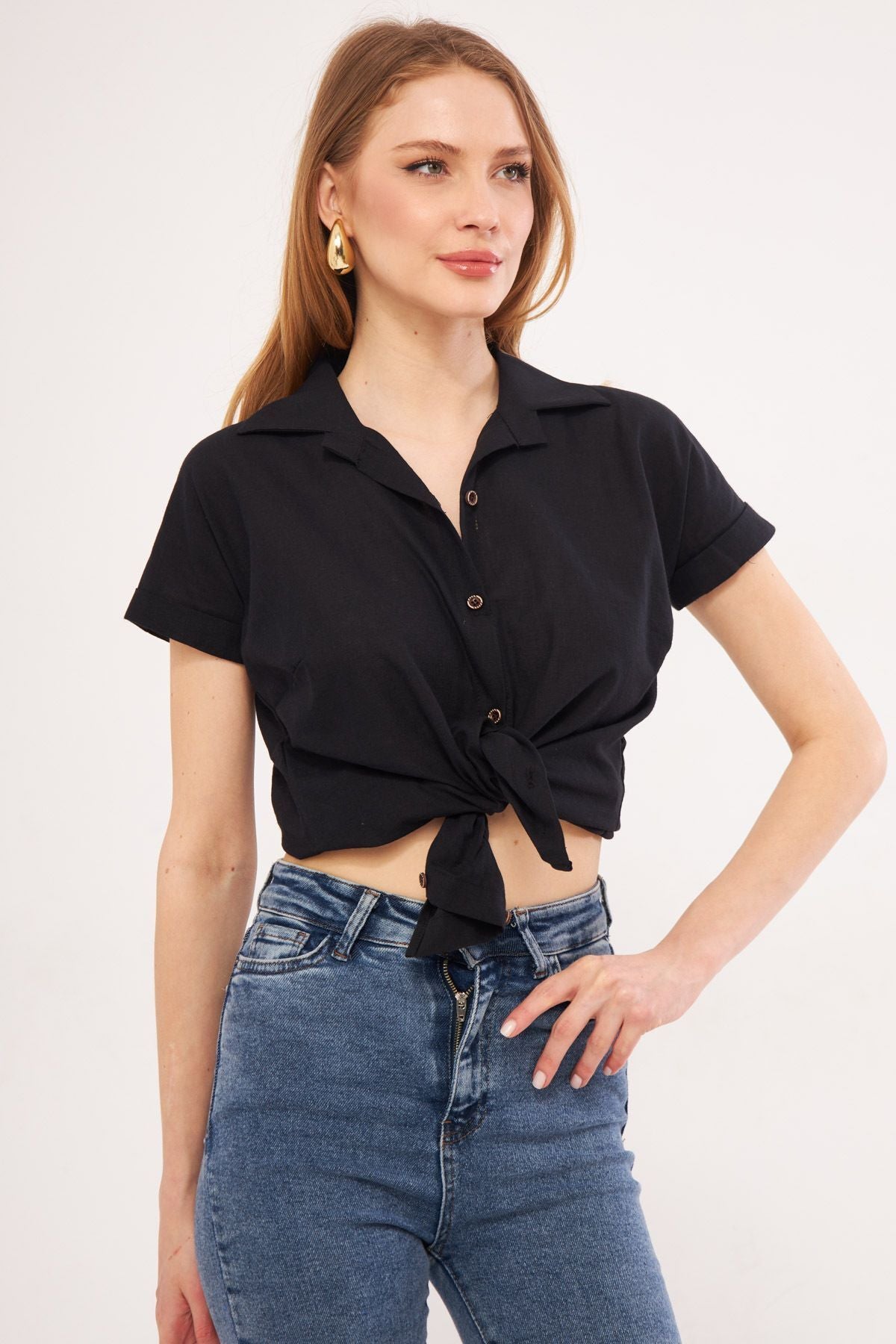 Female Black Short Sleeve Linen Shirt ARM-24Y001038