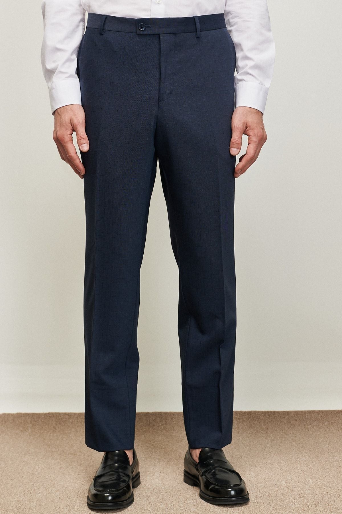 Men's navy blue slim fit narrow cutting mono collar pattern woolen suit