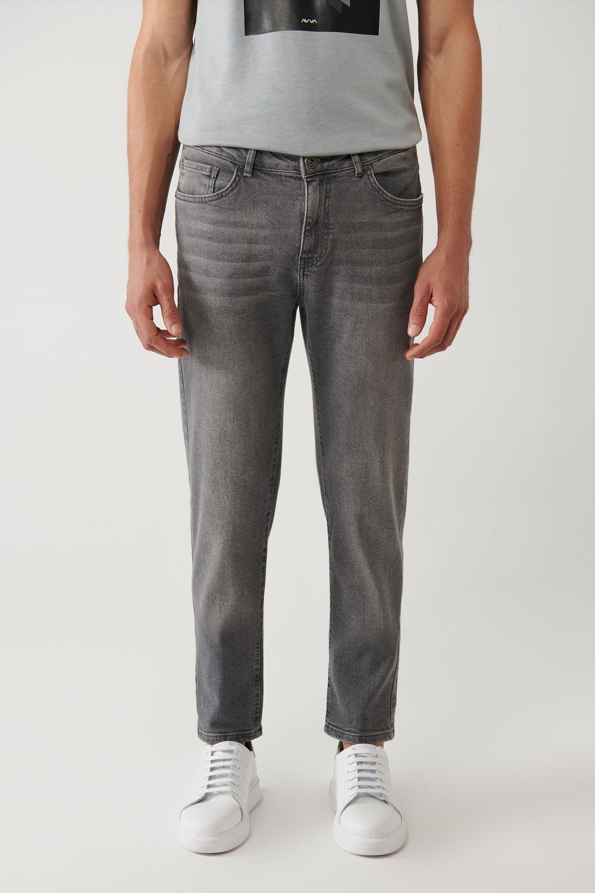 Men's Gray Obedness Washing Flexible Jean Pants B003508
