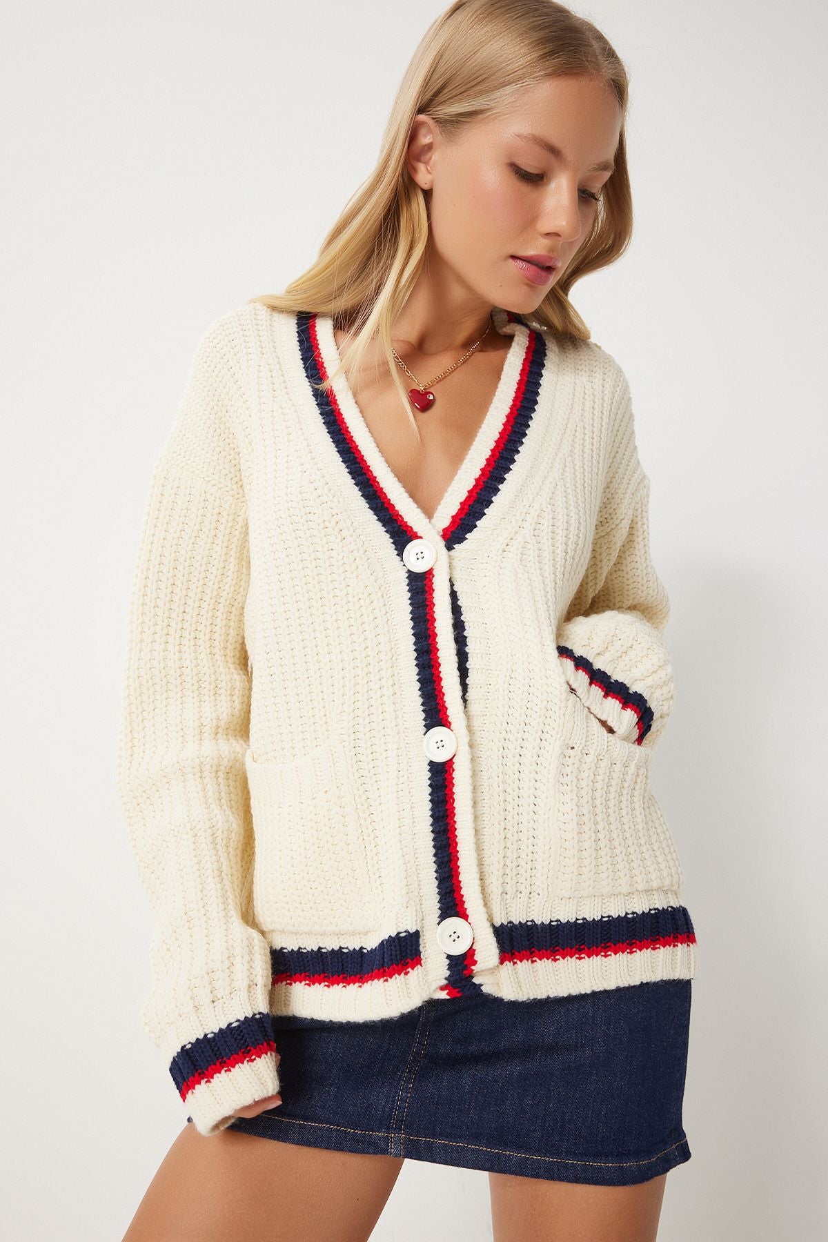 Women's Cream V -Neckline Detail Triko Cardigan PF00085