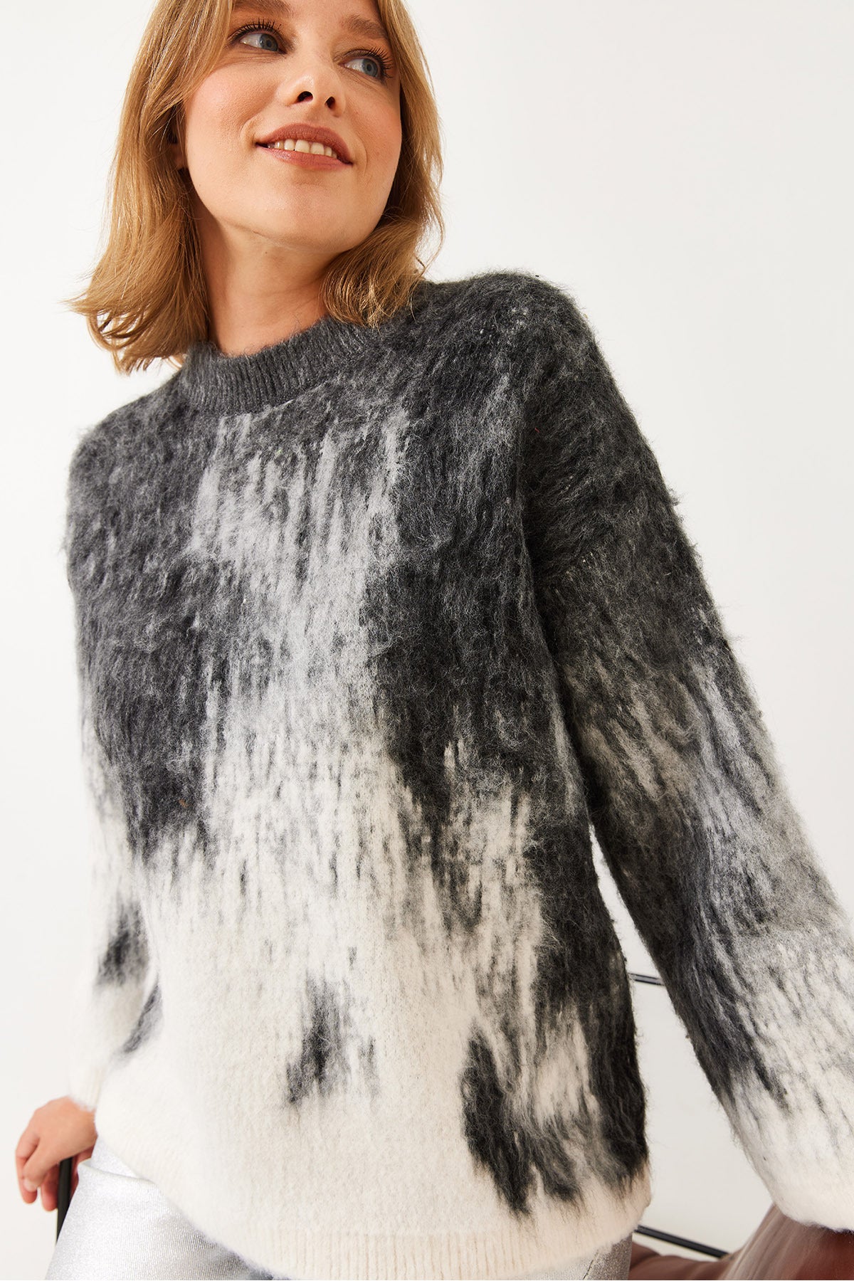 Women's Crew Neck Rose Gold Knitwear Sweater 60251876